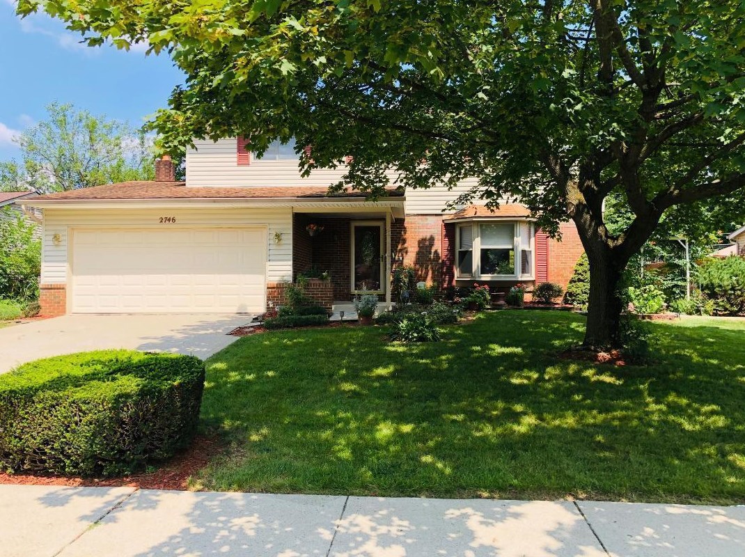 2746 Independence Ct, Darbydale, OH 43123