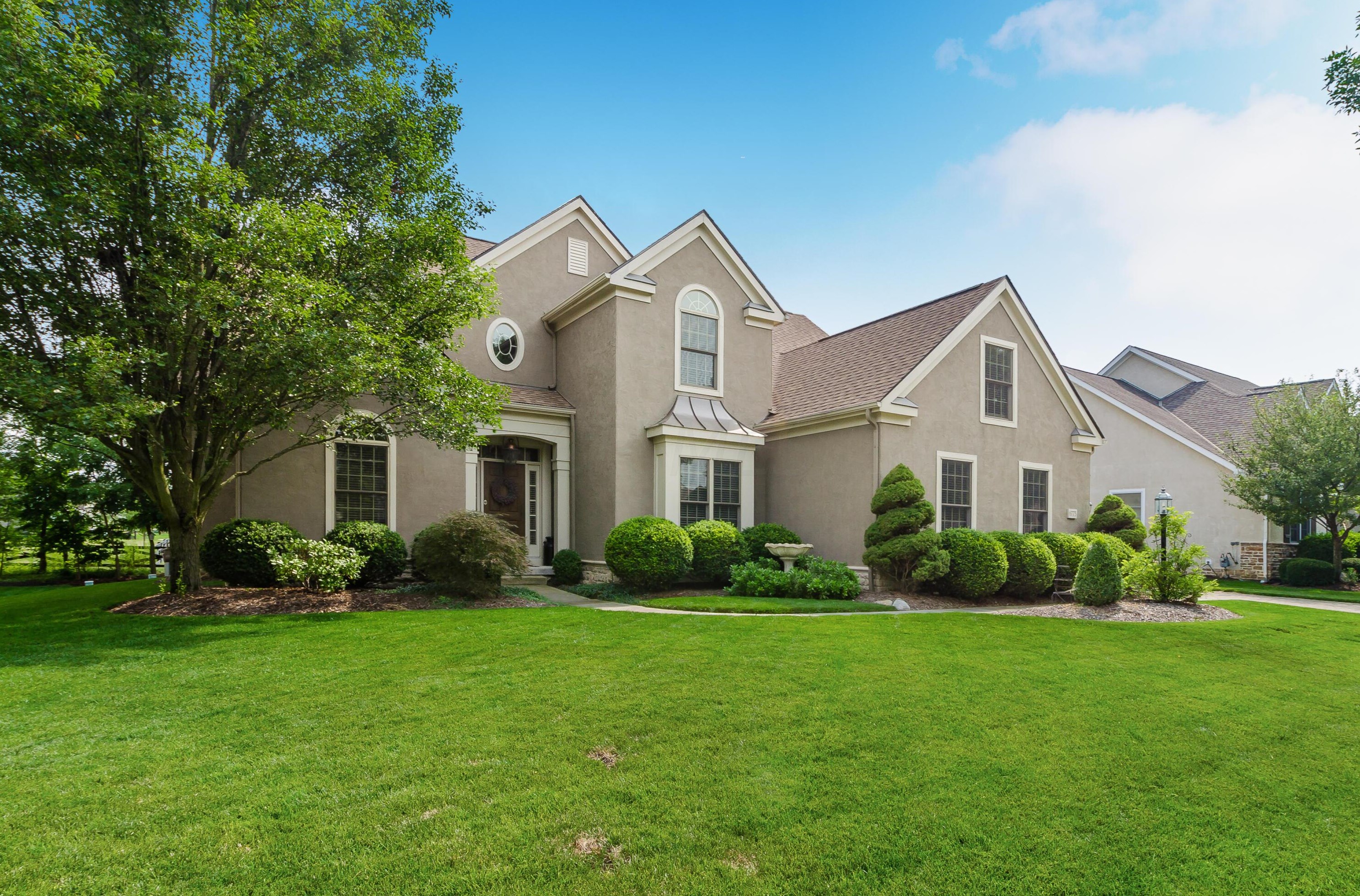 6775 Ballantrae Pl, Dublin, OH 43016-6021