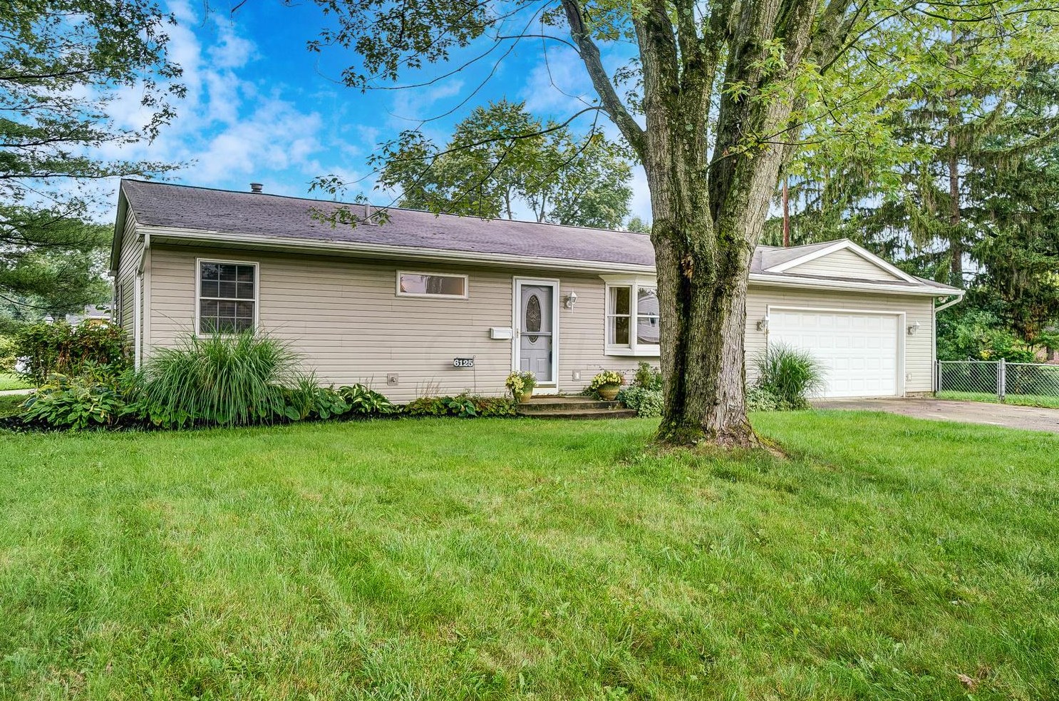 6125 Paris Blvd, Westerville, OH 43081-4175