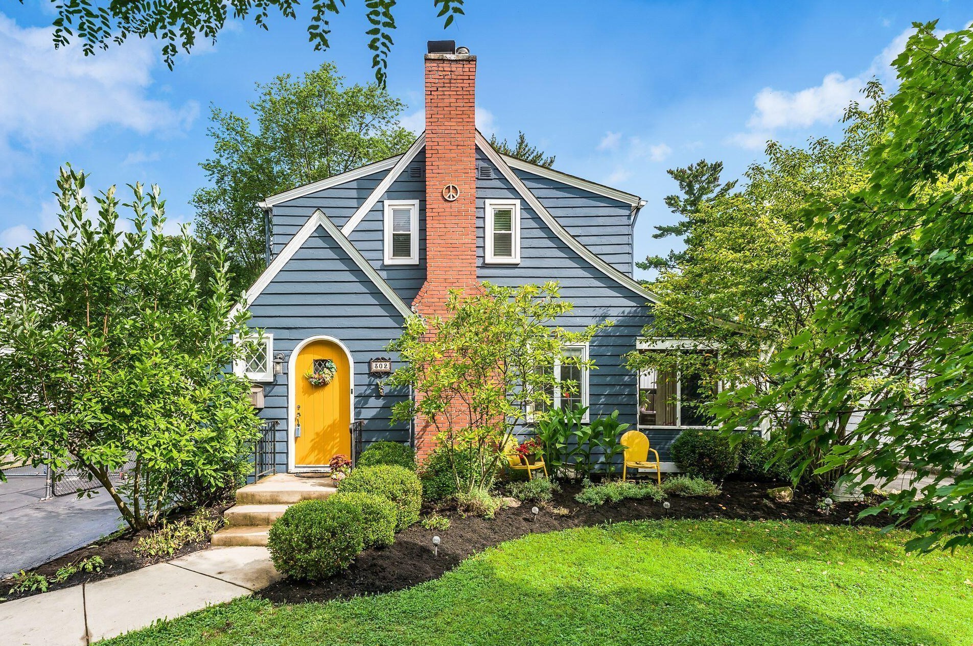 302 Garden Rd, Columbus, OH 43214-2134