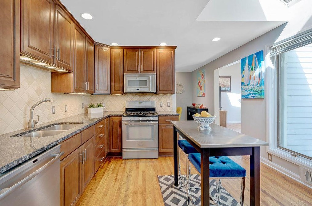 200 Cooke Rd, Columbus, OH 43214-3114