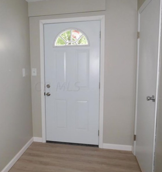 746 Elaine Rd, Columbus, OH 43213-3019