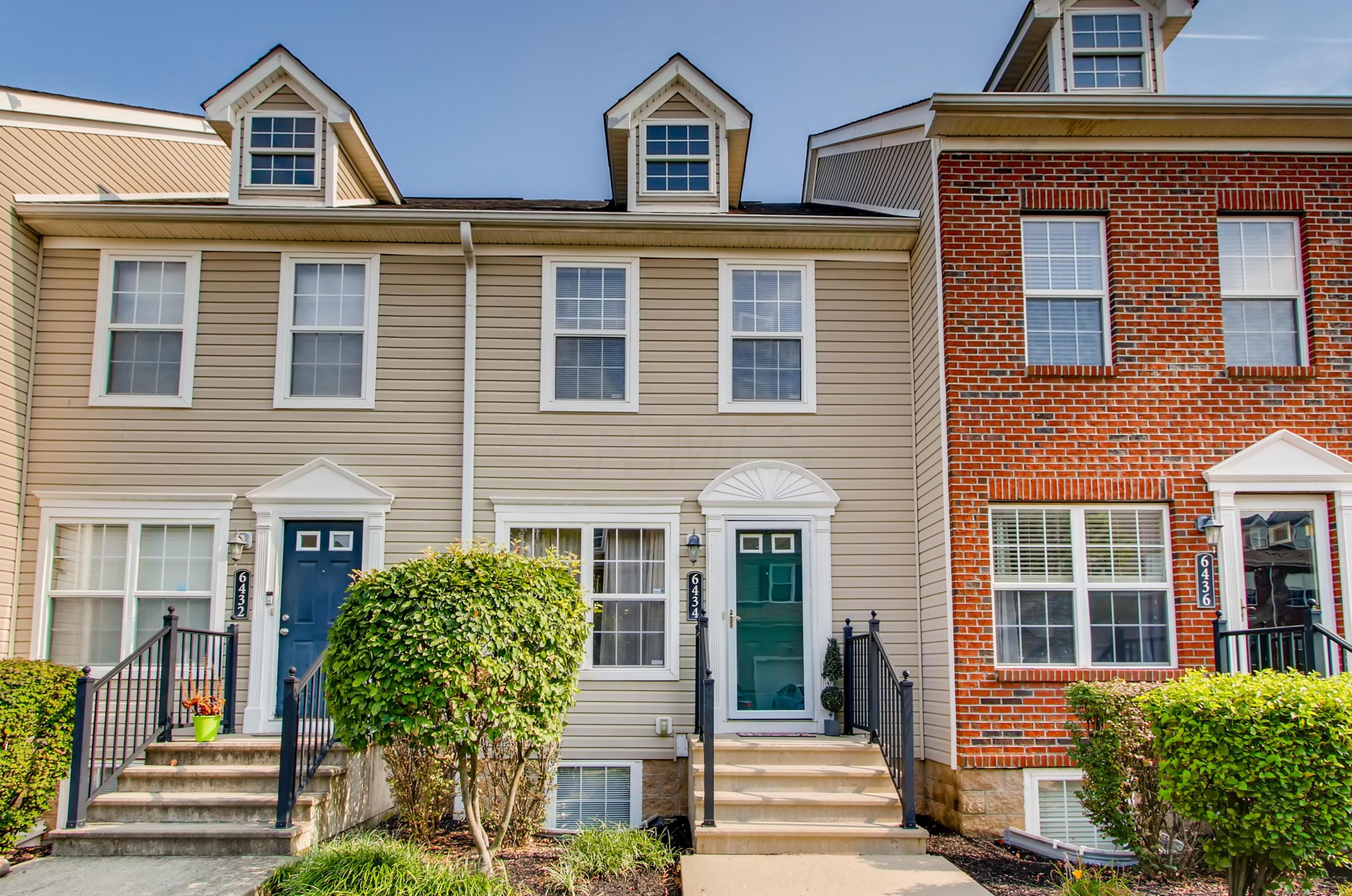 6434 Walnut Fork Dr, Westerville, OH 43081-7105