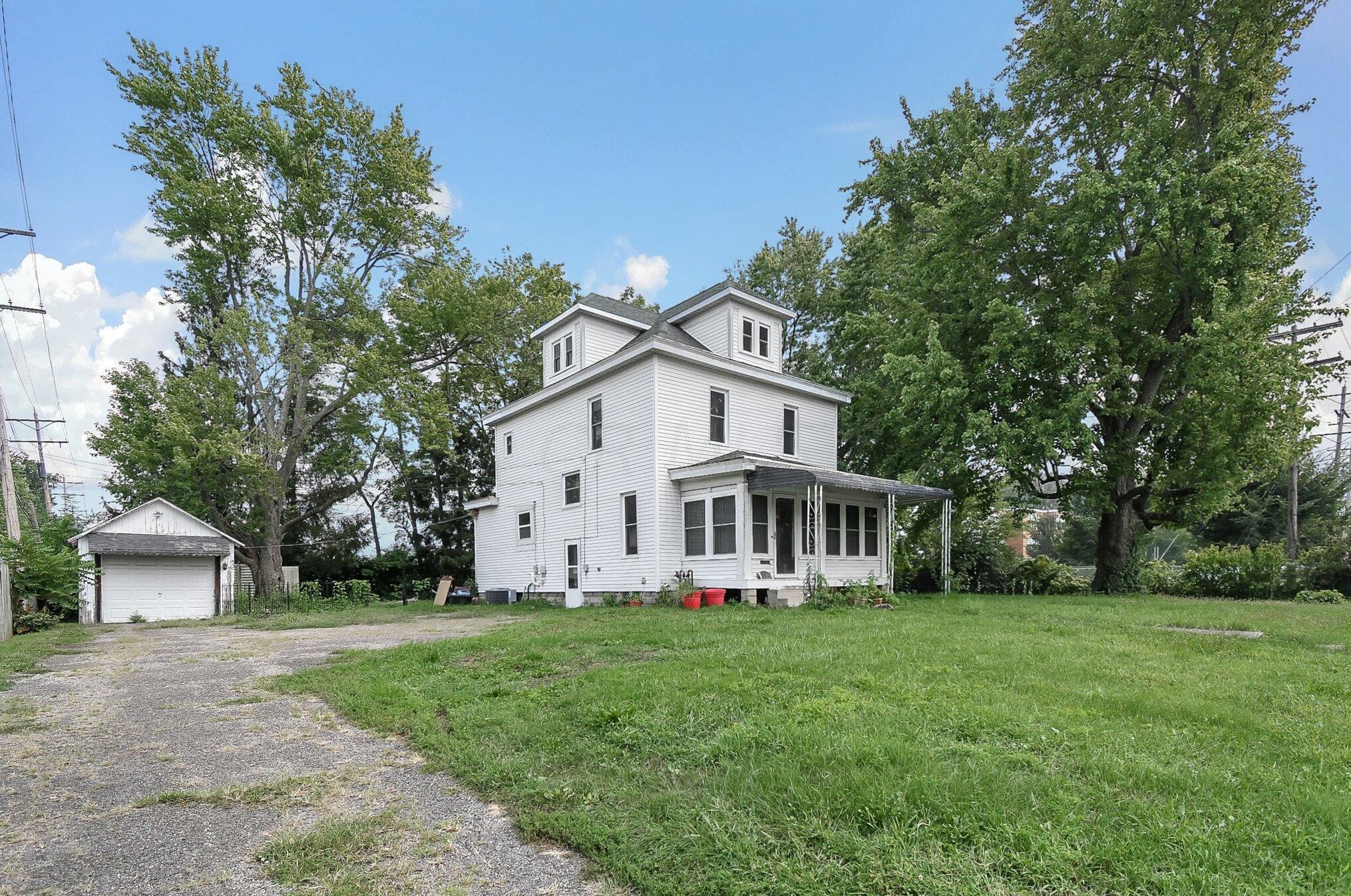 4706 Langley Ave, Columbus, OH 43213-3124