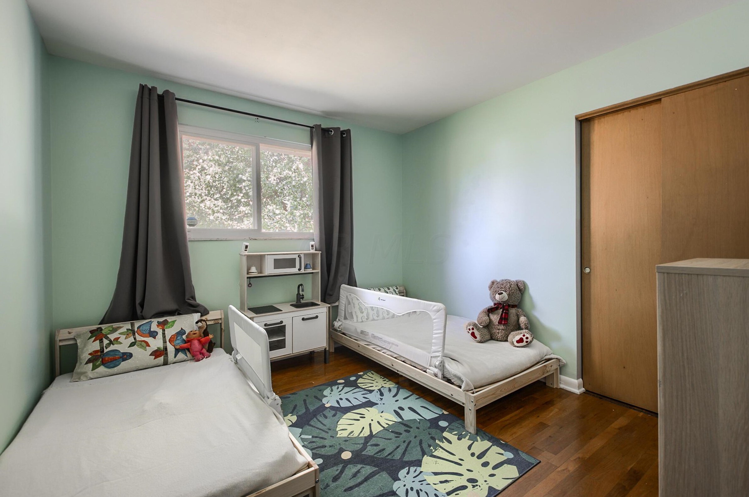 1176 Bellflower Ave, Columbus OH  43204-2782 exterior