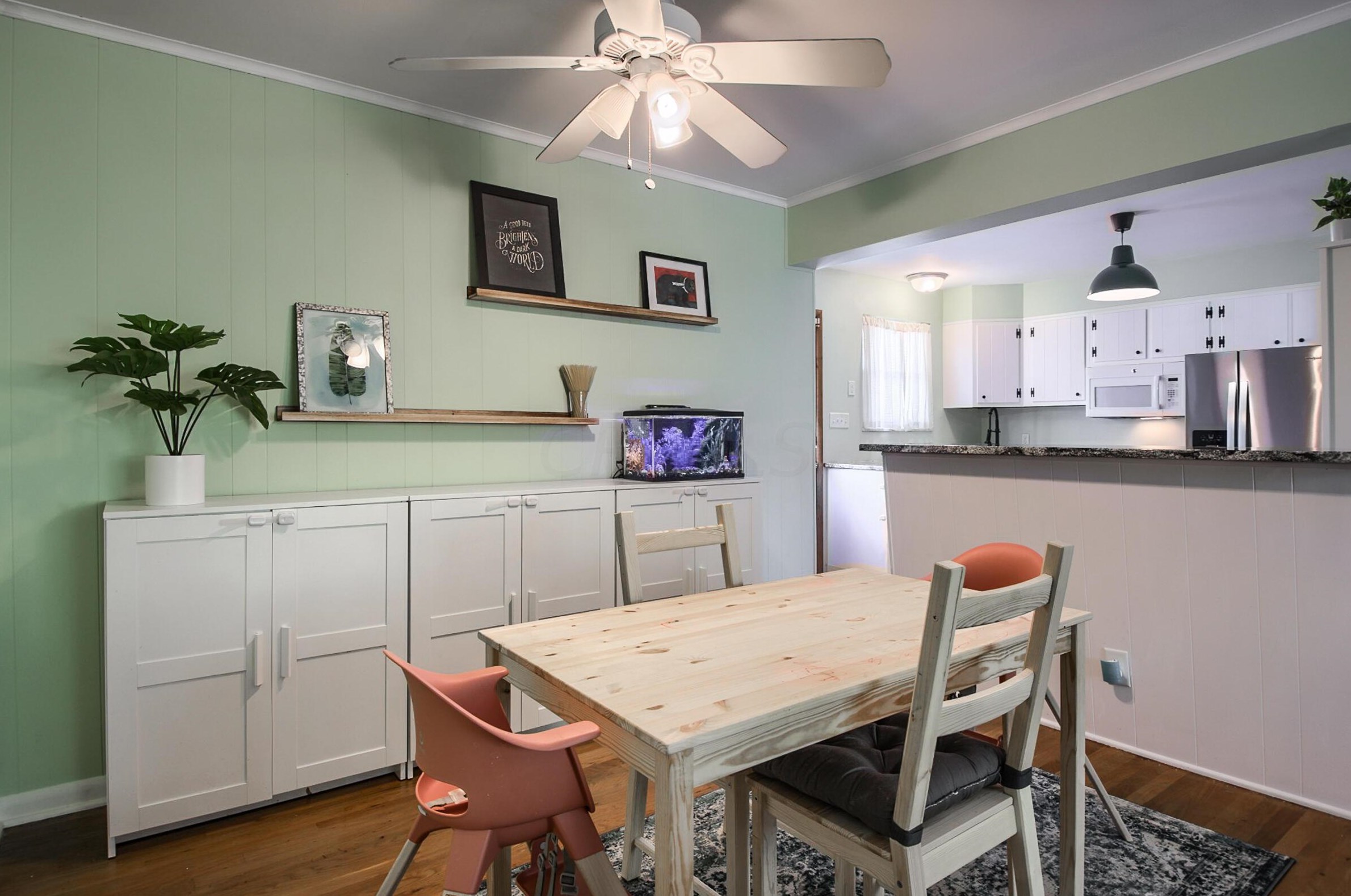 1176 Bellflower Ave, Columbus OH  43204-2782 exterior