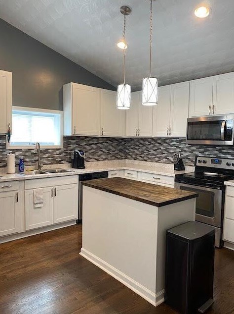 418 Hilock Rd, Columbus OH  43207-3117 exterior