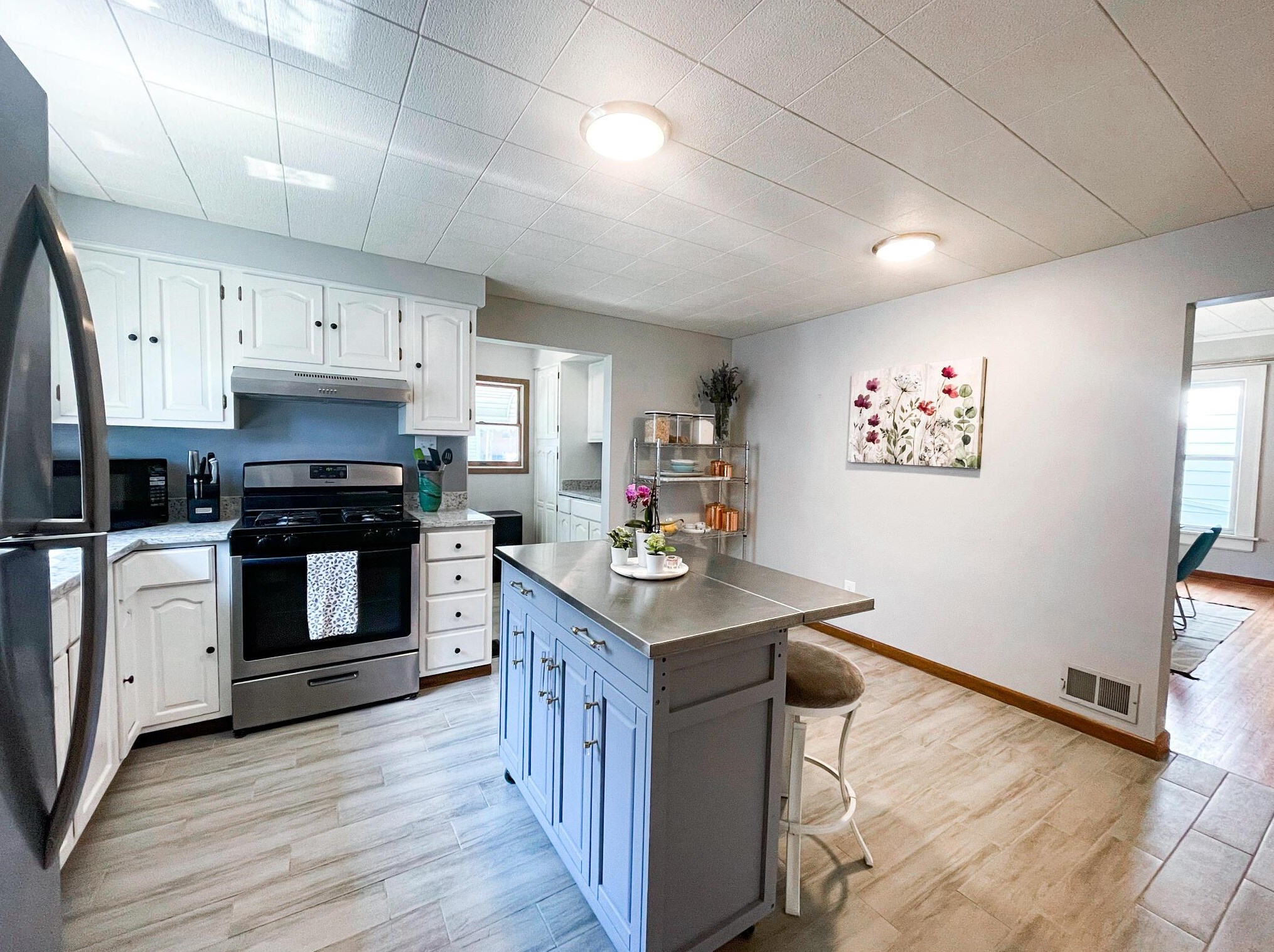 1525 Westwood Ave, Columbus OH  43212-6700 exterior