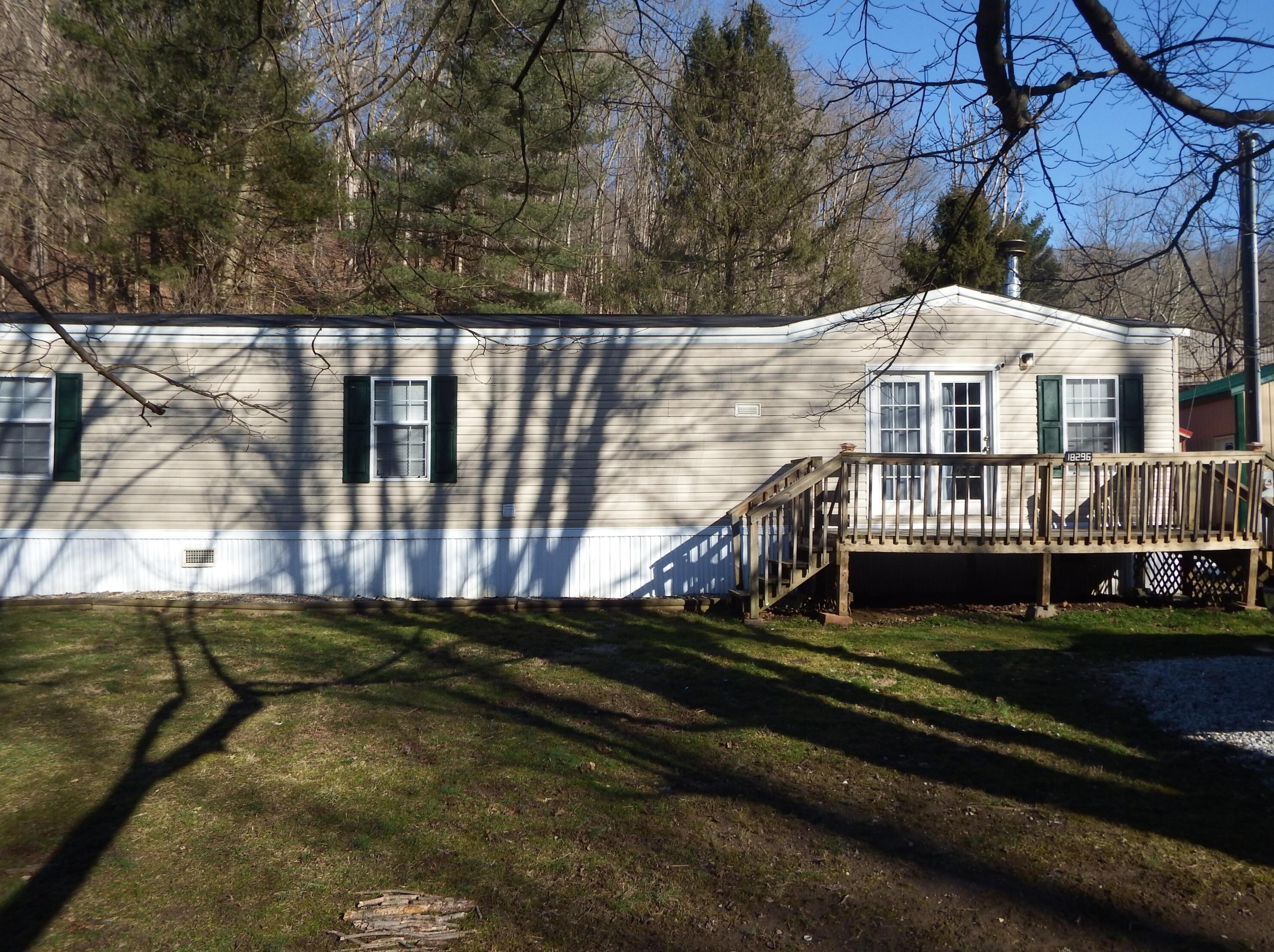 18296 Laurel Run Rd, Nelsonville, OH 45764