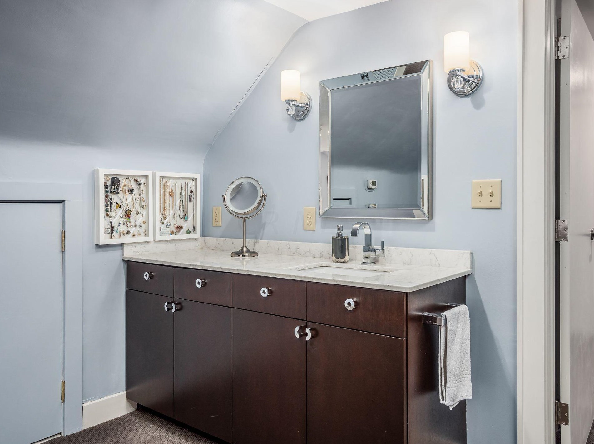 519 Drexel Ave, Columbus OH 43219-2731 exterior