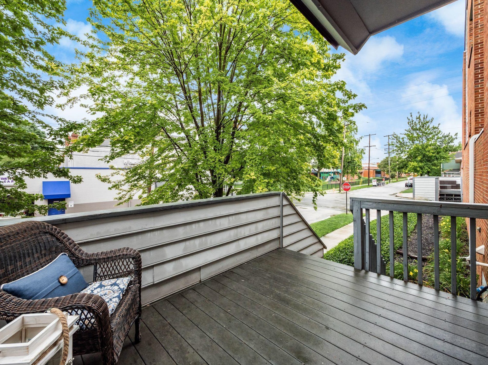 1257 Hunter Ave, Columbus OH 43201-3231 exterior