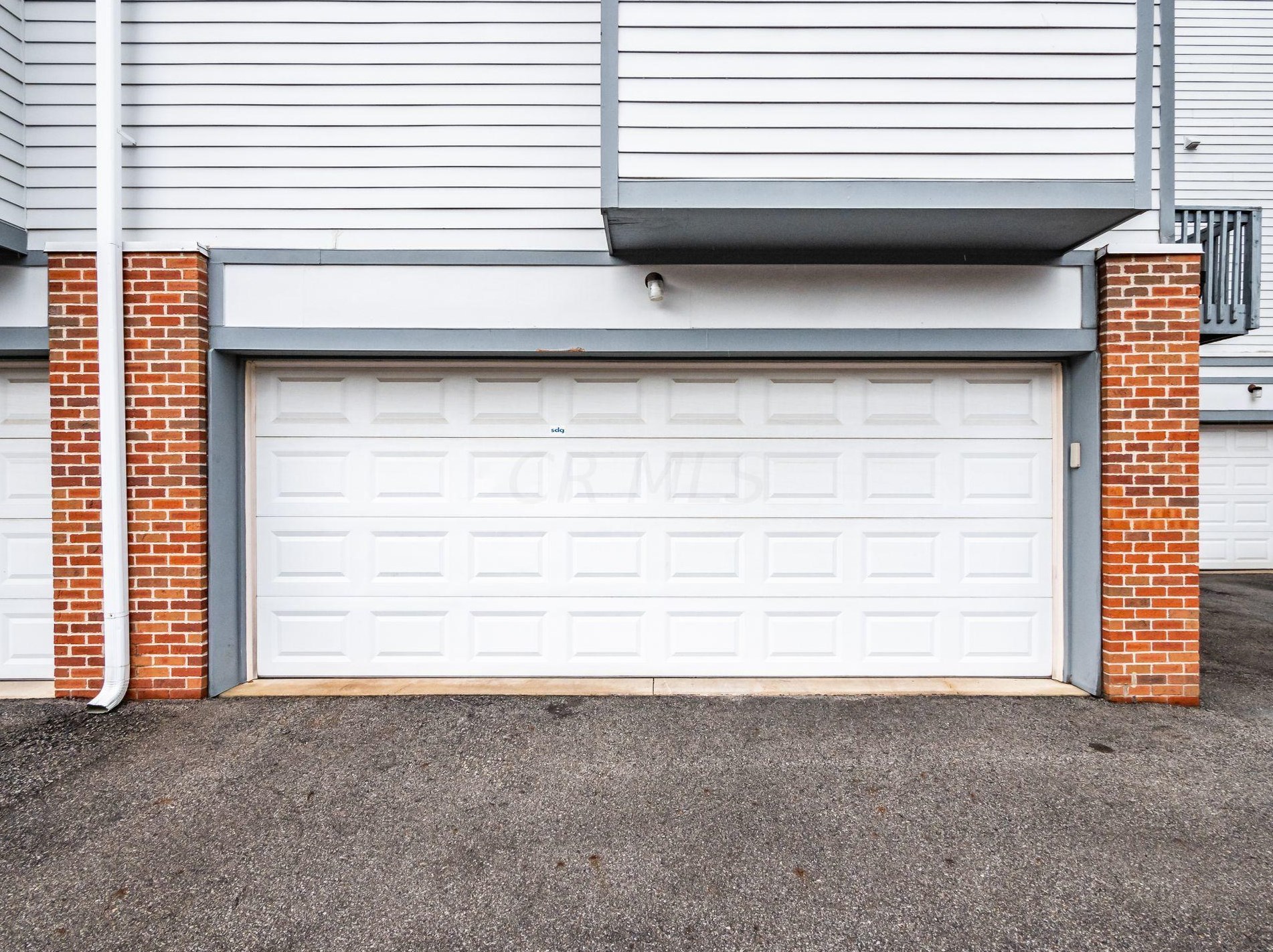 1257 Hunter Ave, Columbus OH 43201-3231 exterior