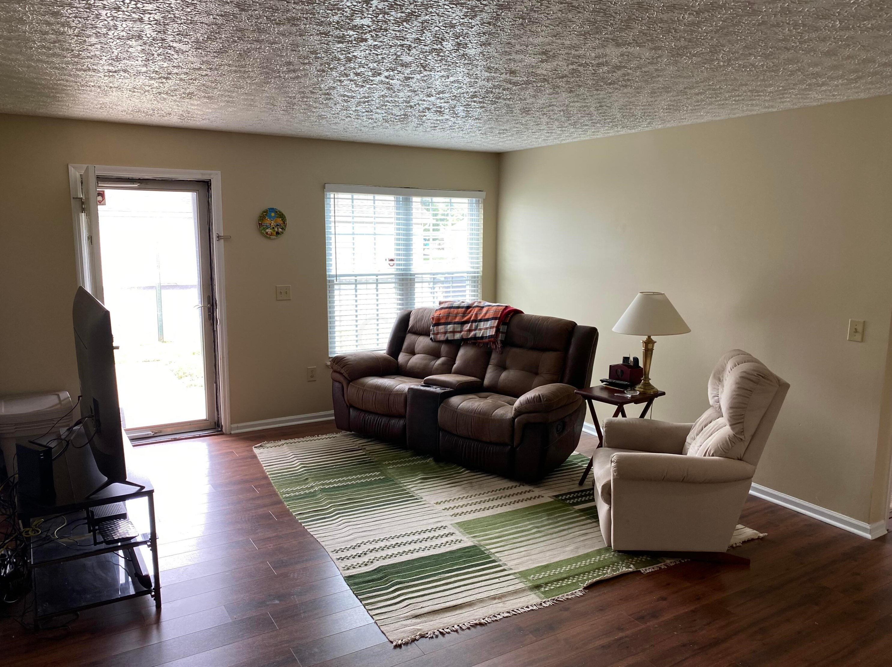 5588 Cypress Chase, Columbus, OH 43228-7216