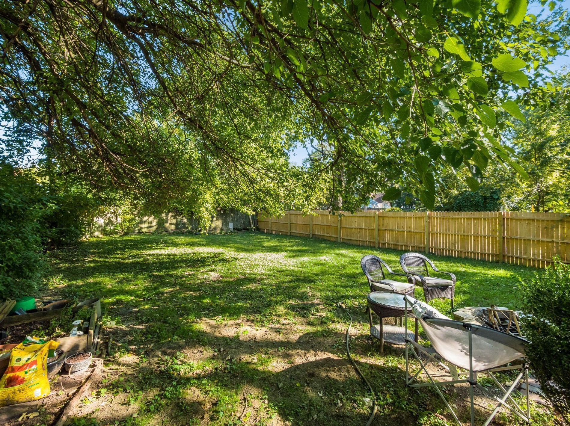 208 Virginialee Rd, Columbus OH 43209-1336 exterior