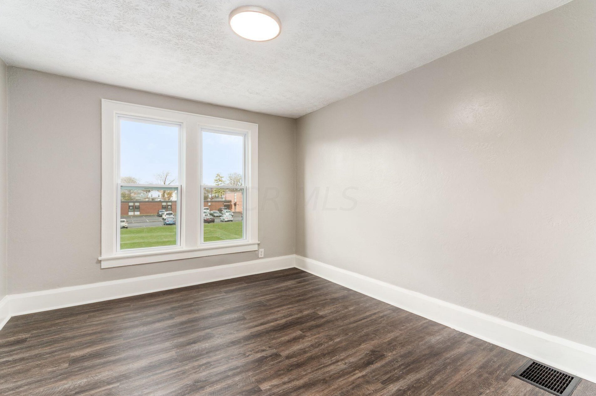 774 Kelton Ave, Columbus OH 43205-2943 exterior