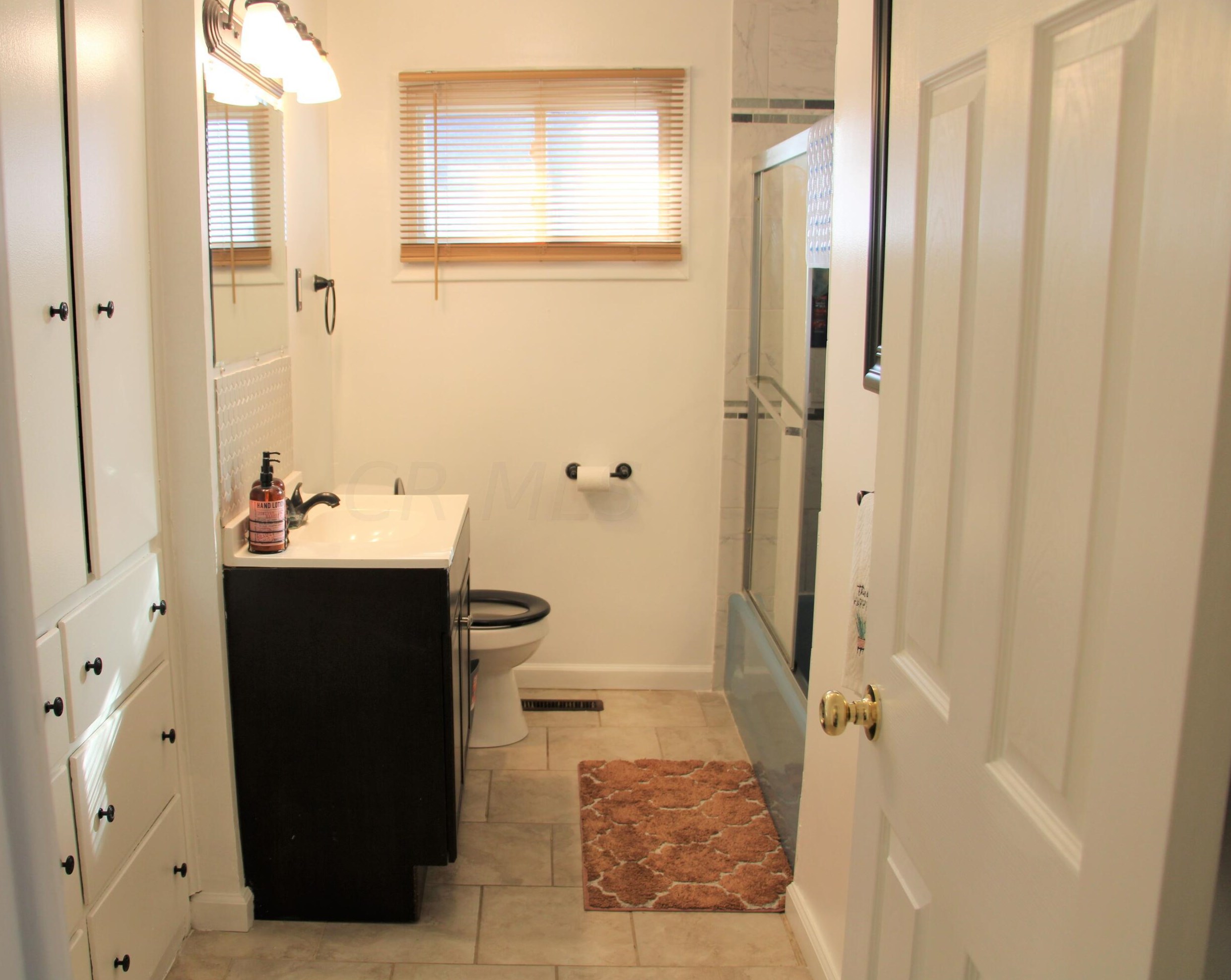 2426 Brentnell Ave, Columbus OH 43211-1963 exterior