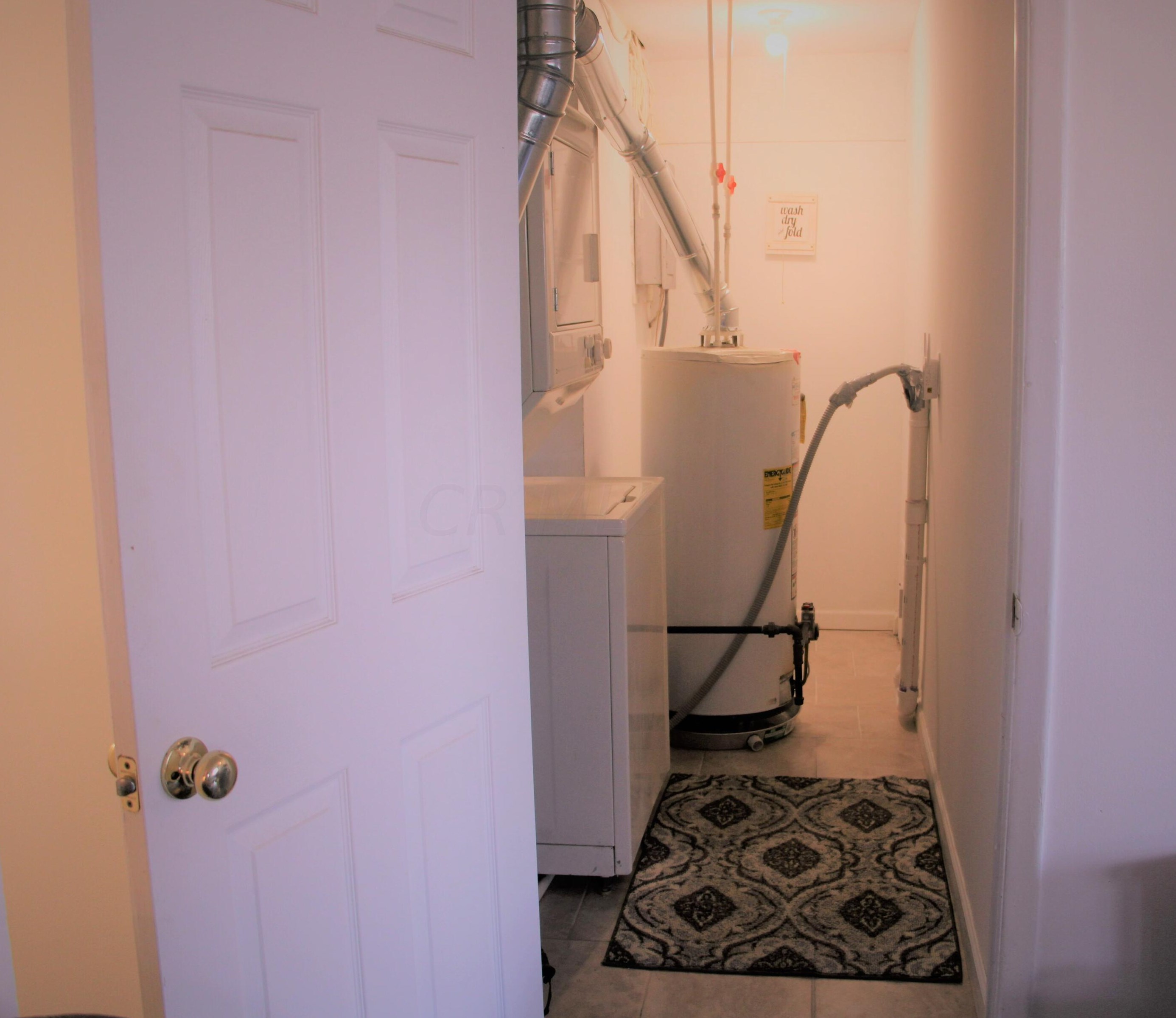 2426 Brentnell Ave, Columbus OH 43211-1963 exterior