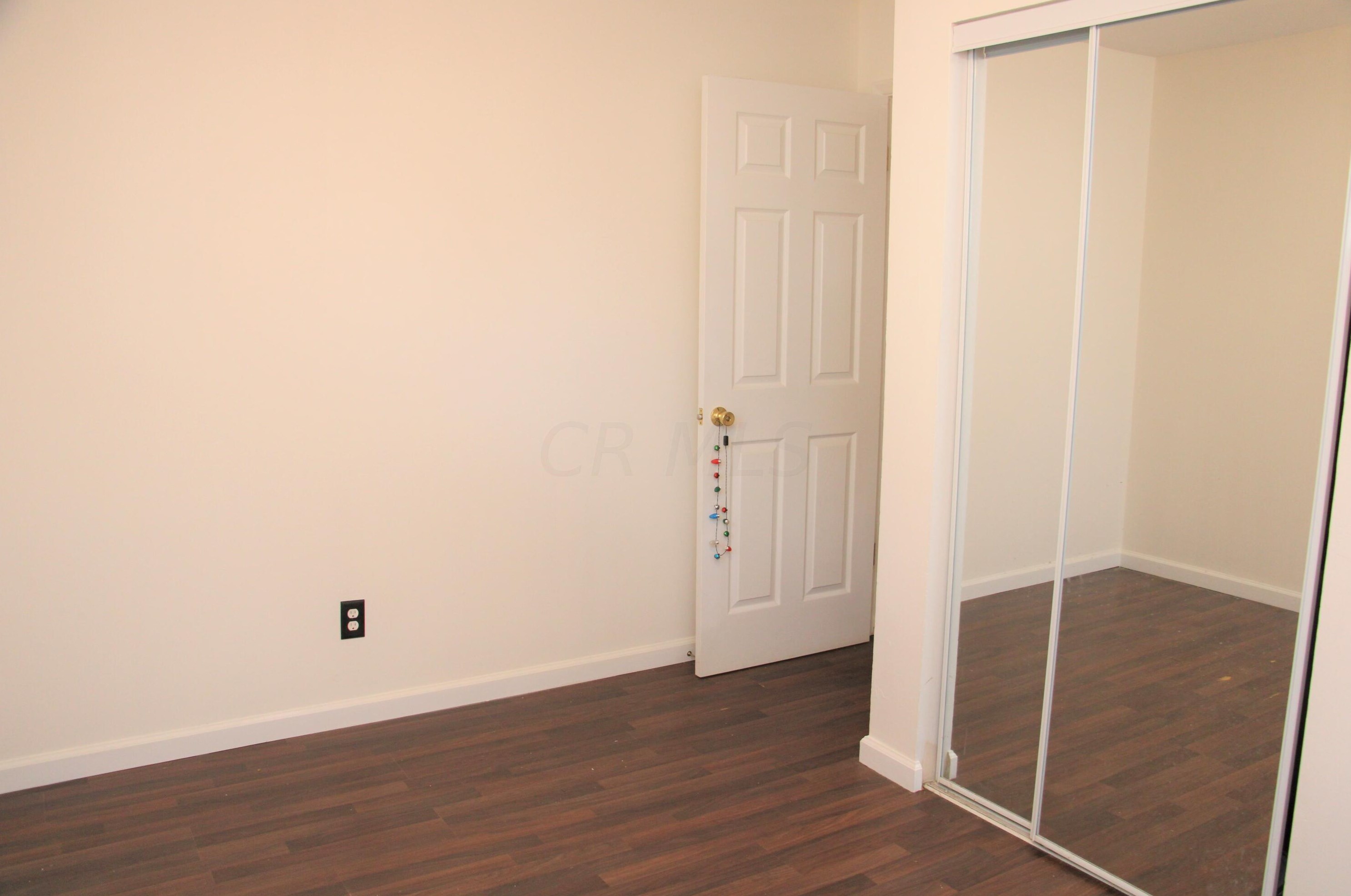 2426 Brentnell Ave, Columbus OH 43211-1963 exterior