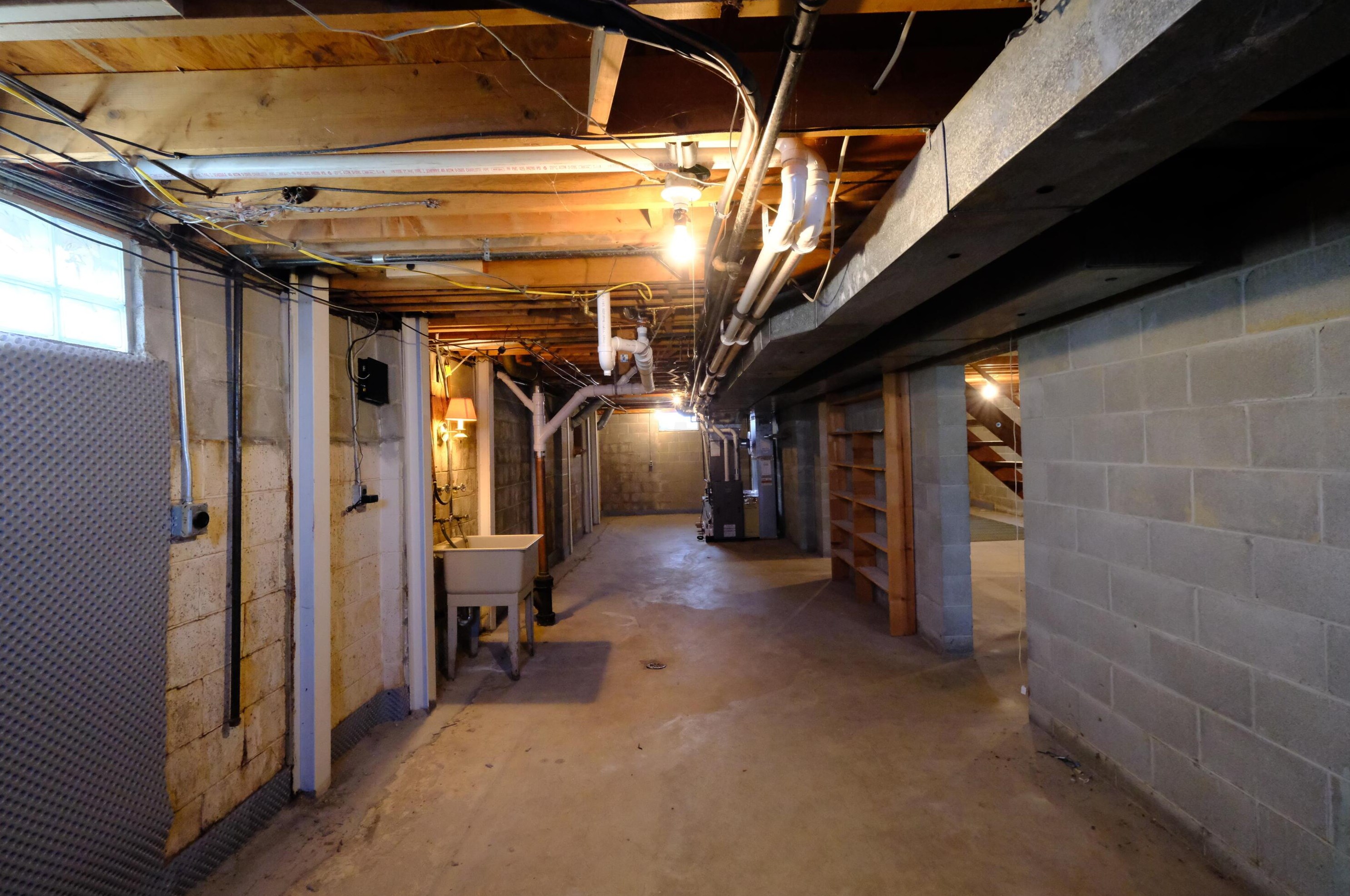 798 Bernhard Rd, Columbus OH 43213-1937 exterior