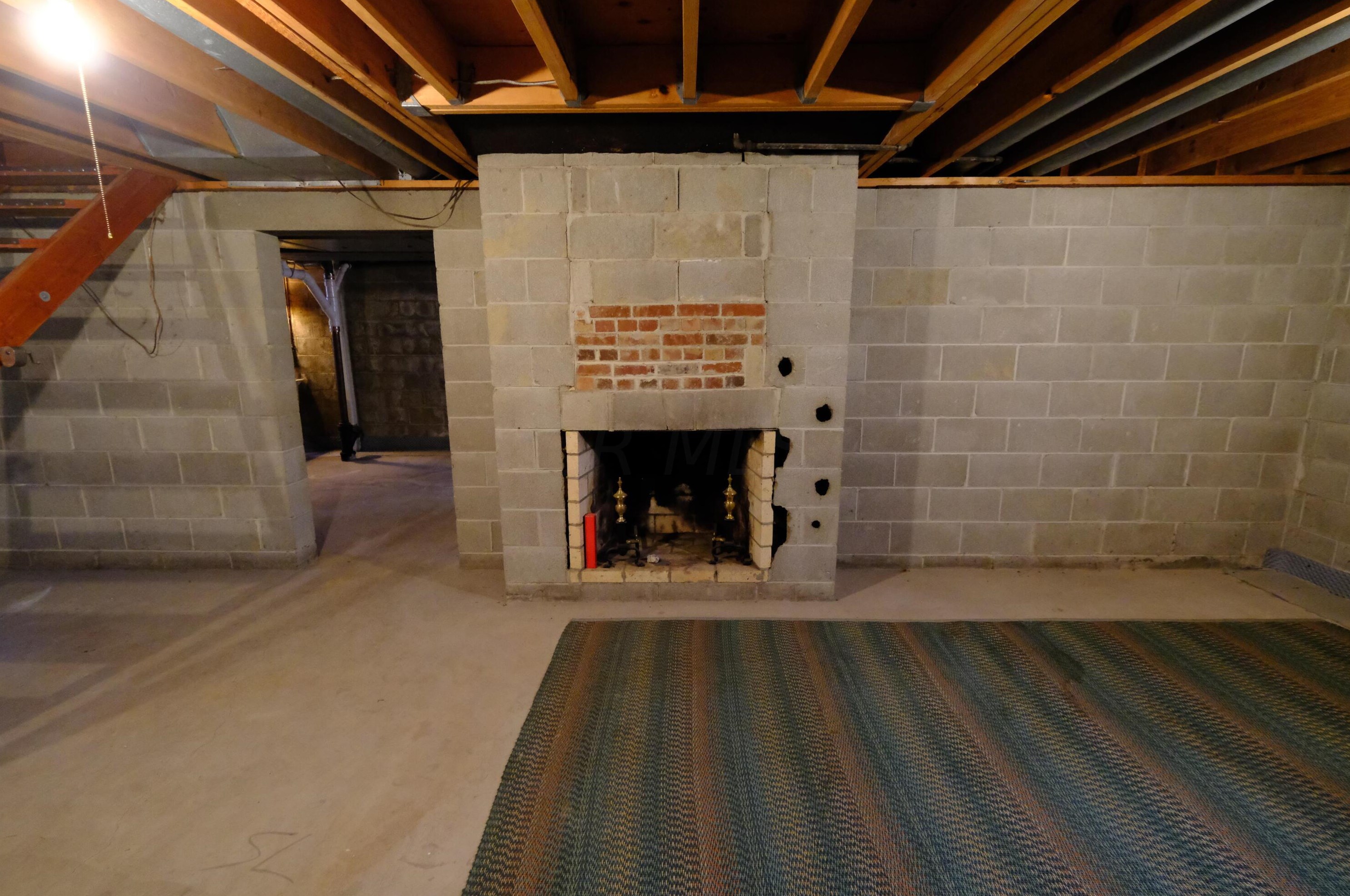 798 Bernhard Rd, Columbus OH 43213-1937 exterior