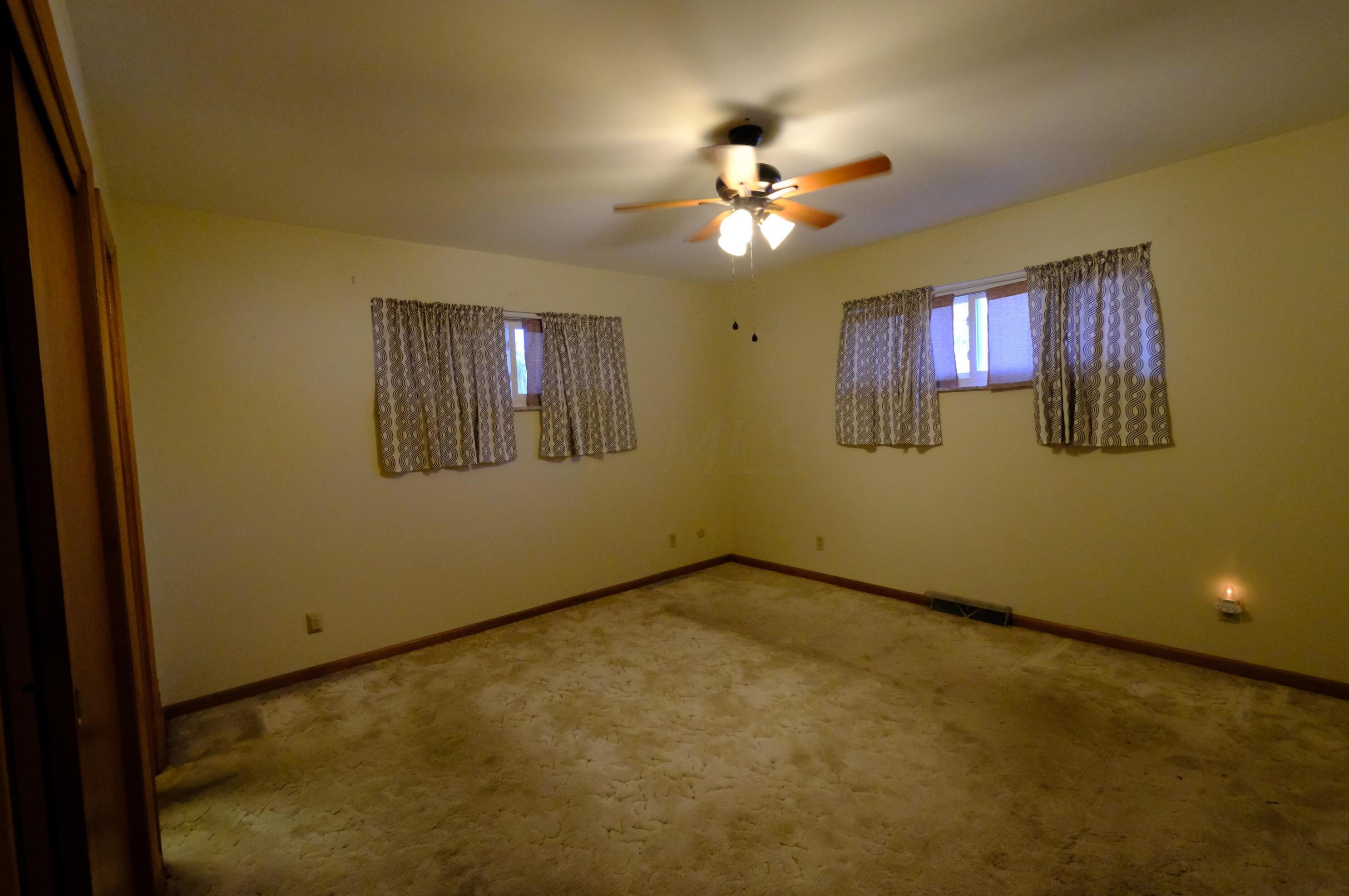 798 Bernhard Rd, Columbus OH 43213-1937 exterior