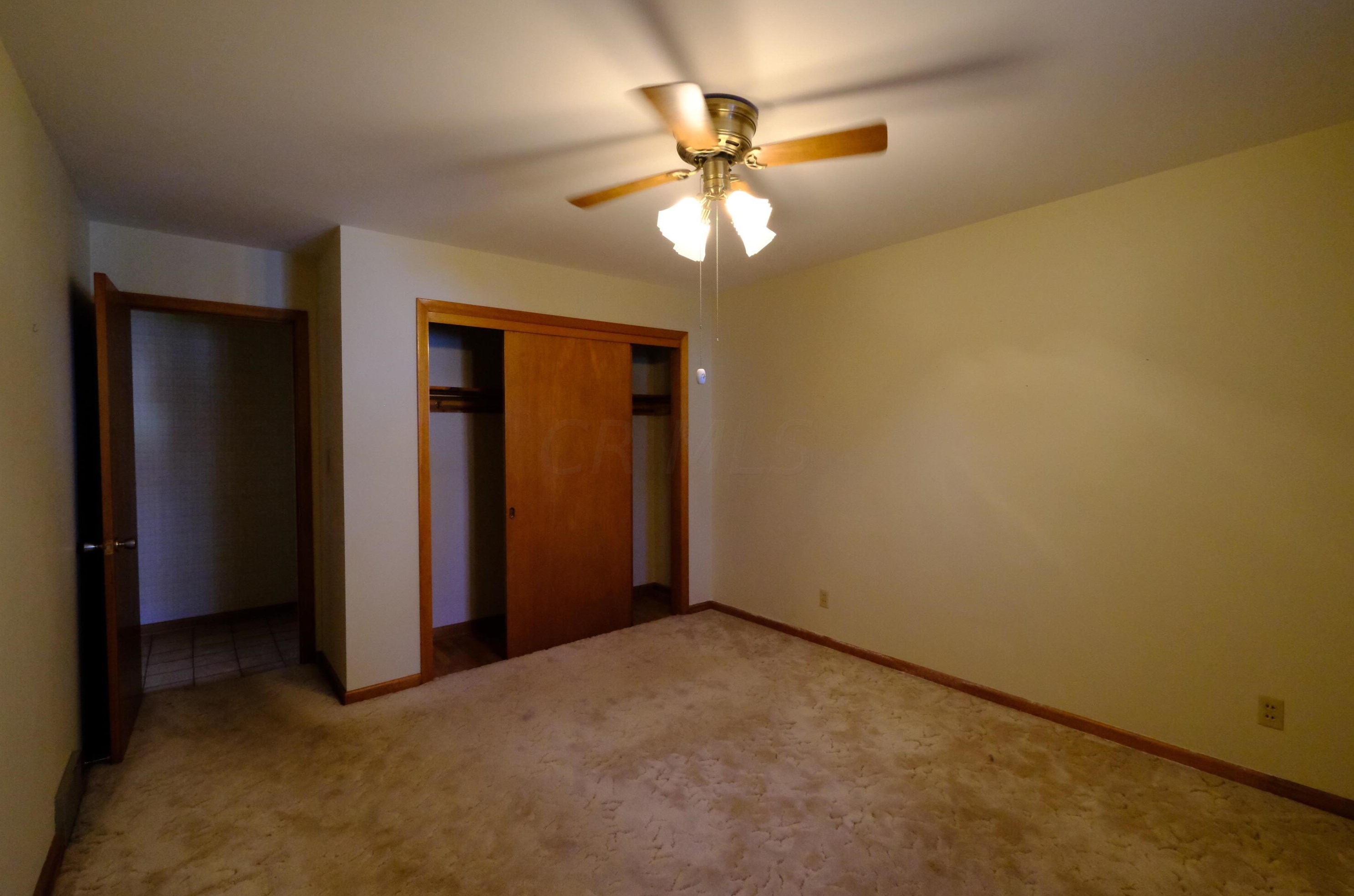 798 Bernhard Rd, Columbus OH 43213-1937 exterior