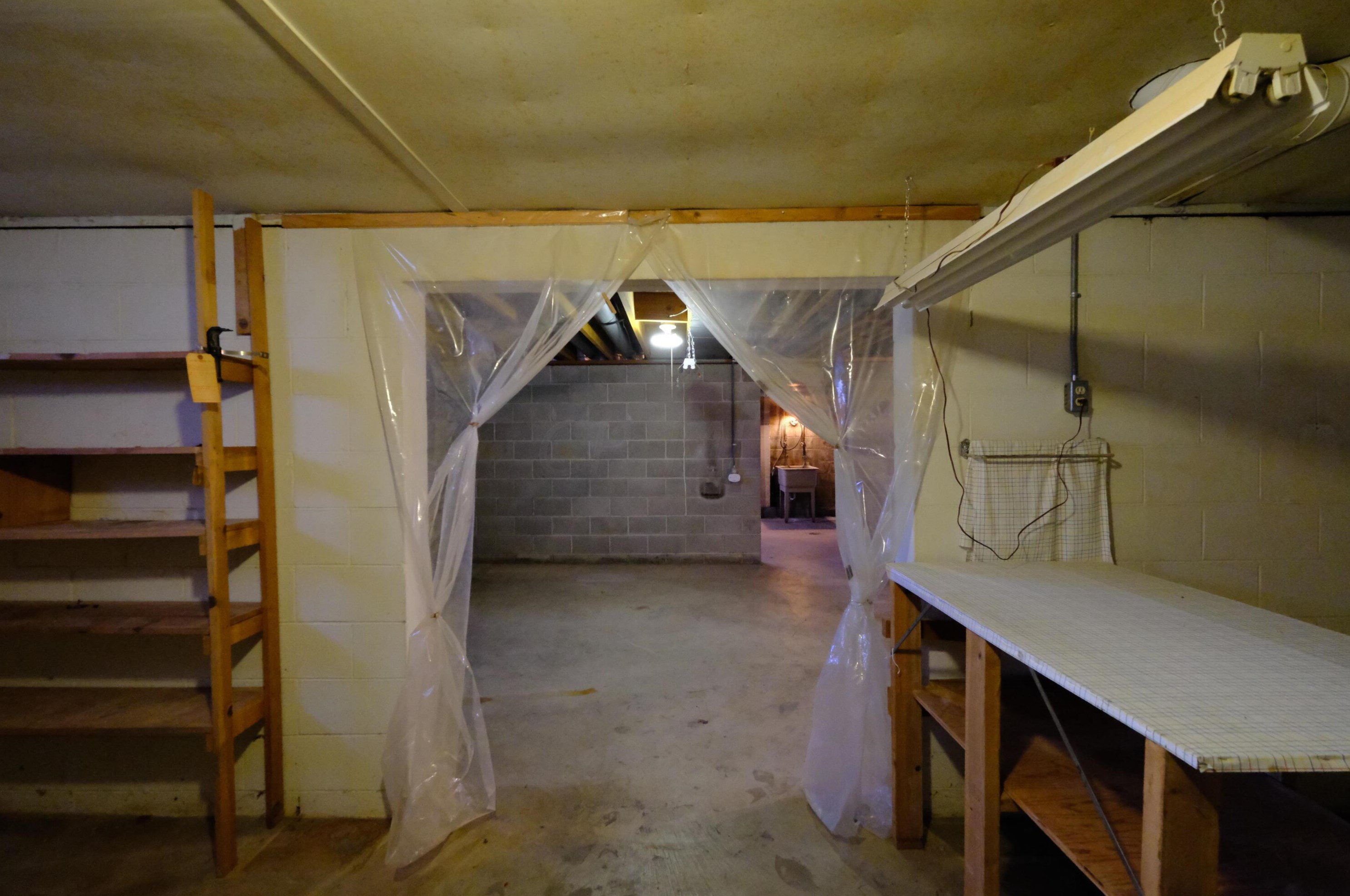 798 Bernhard Rd, Columbus OH 43213-1937 exterior