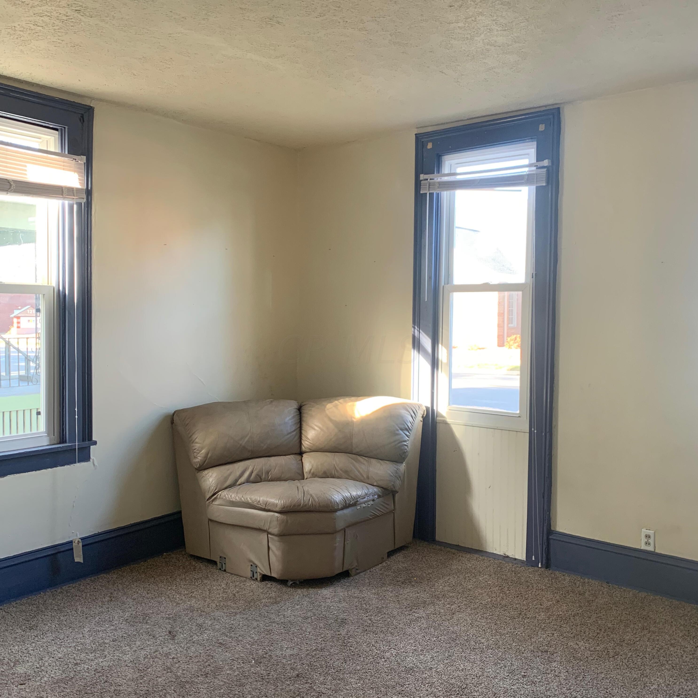 140 6 Ave, Lancaster OH 43130-2503 exterior