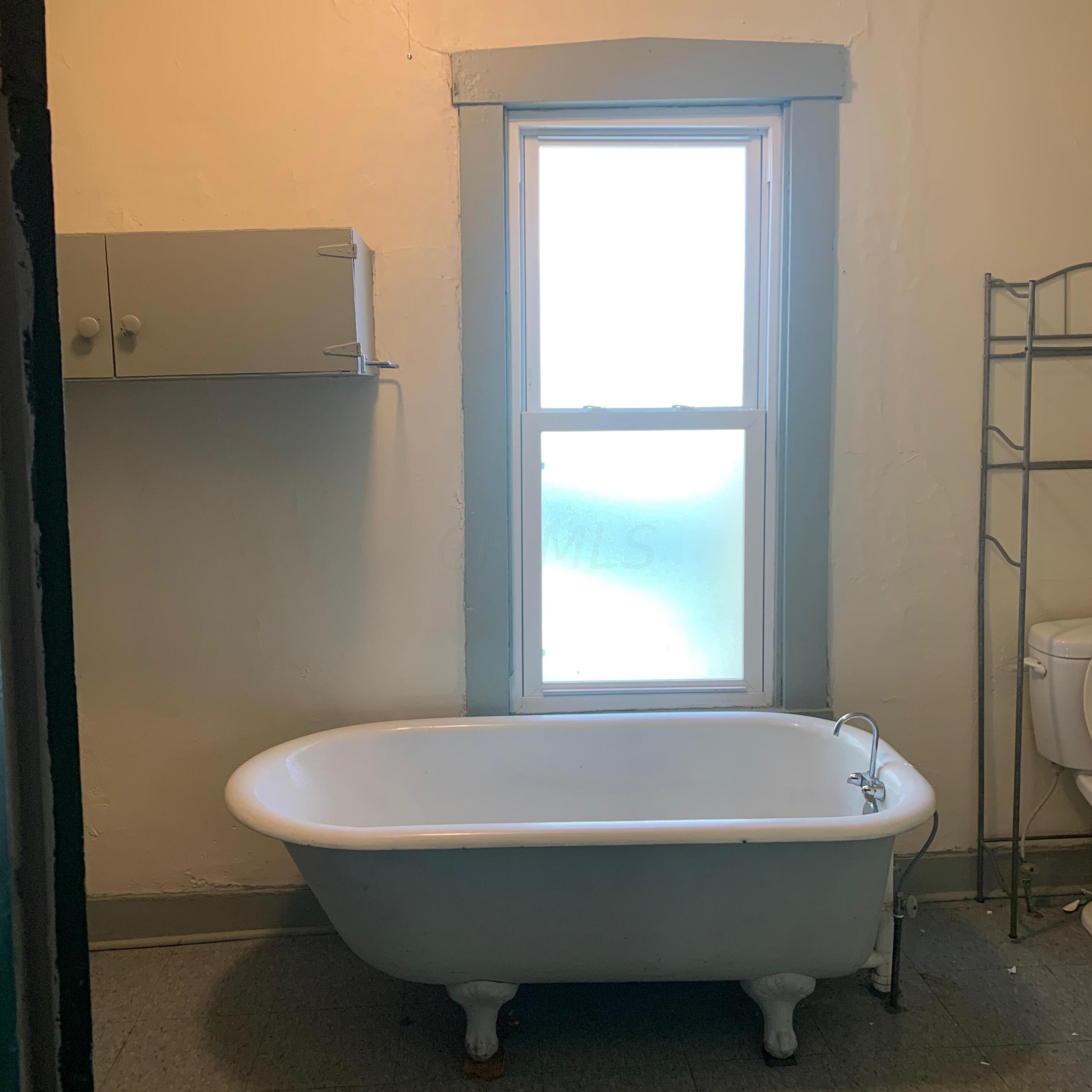 140 6 Ave, Lancaster OH 43130-2503 exterior