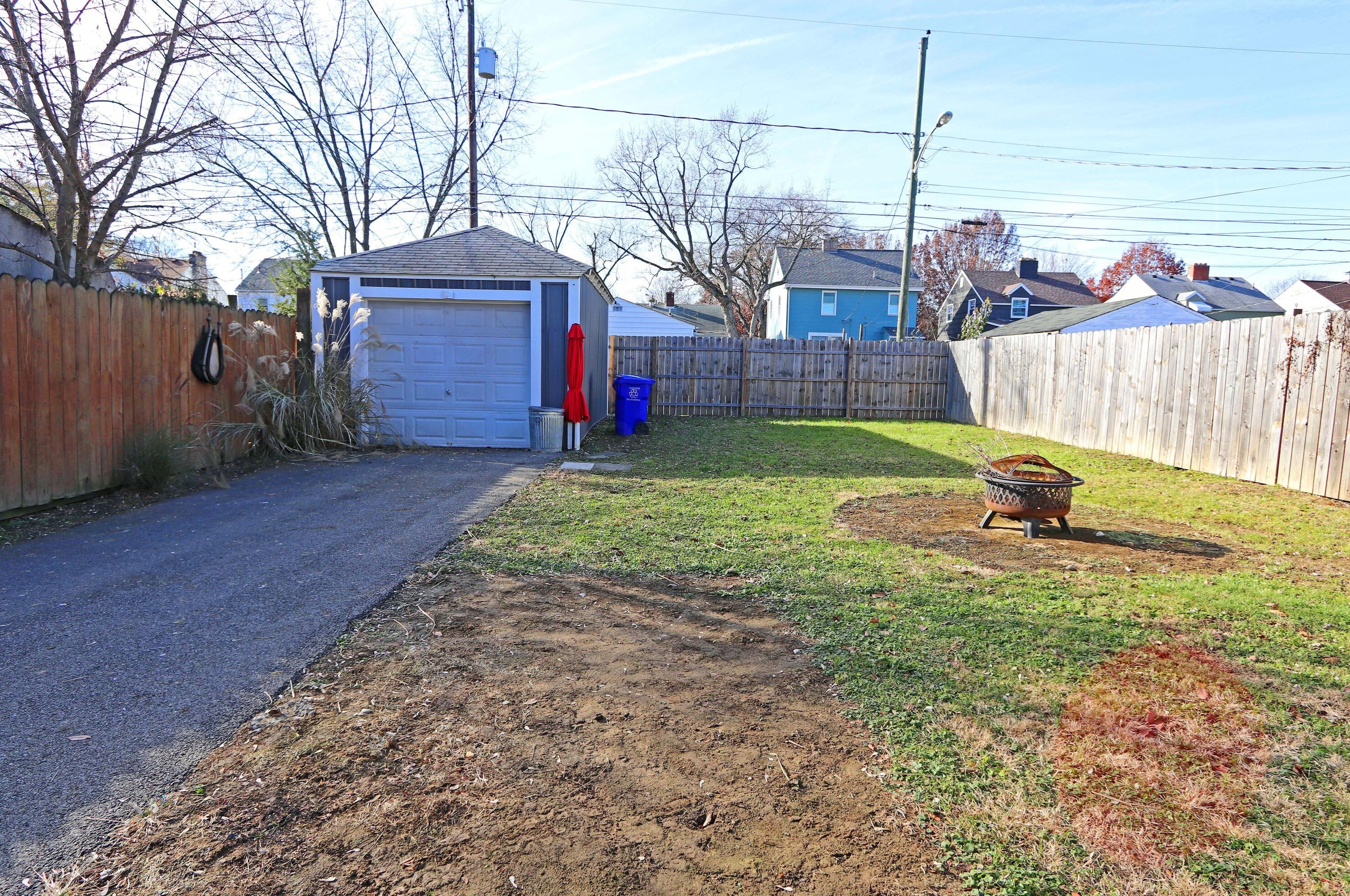 465 Huron Ave, Columbus OH 43204-2661 exterior