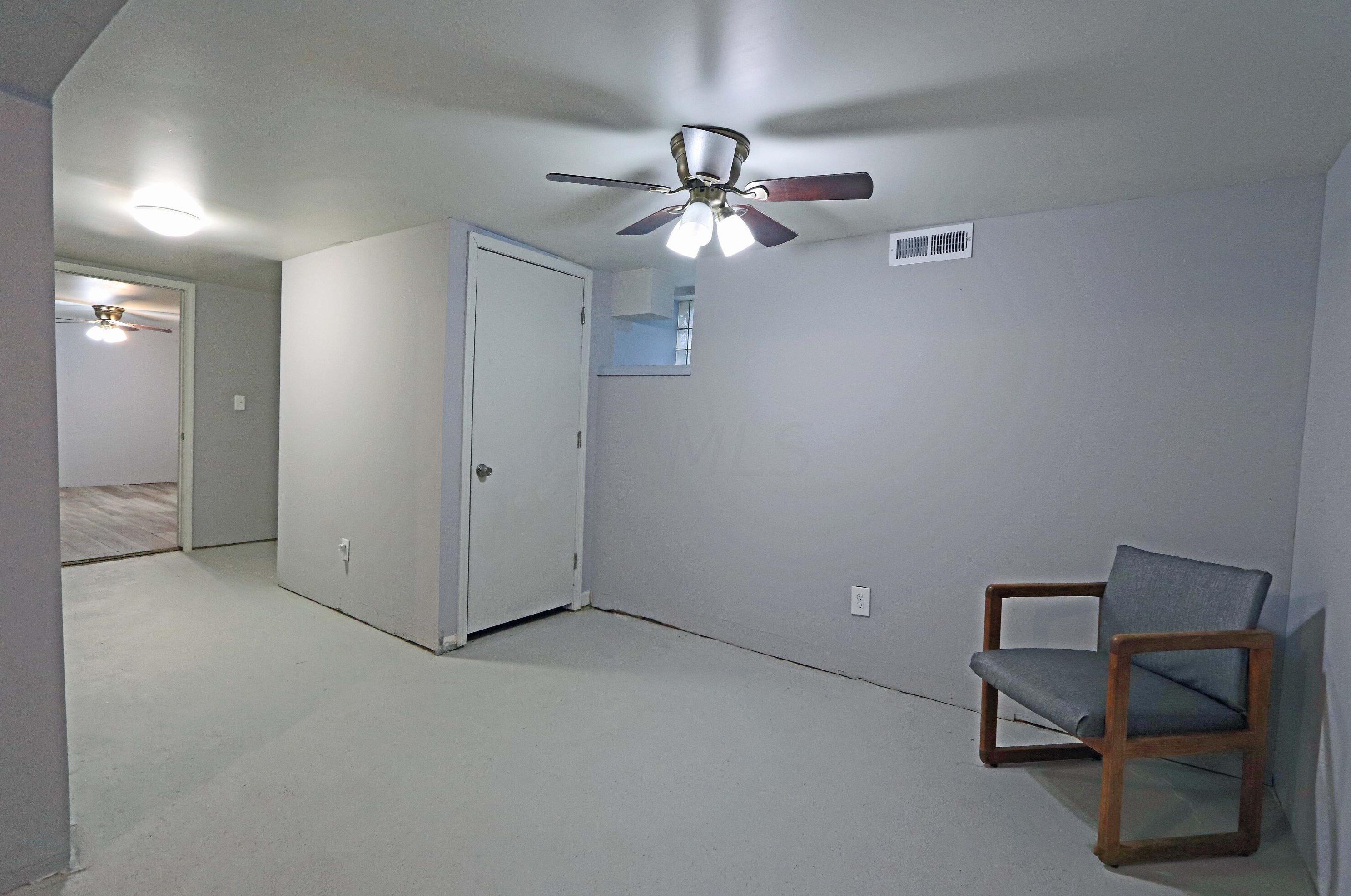 465 Huron Ave, Columbus OH 43204-2661 exterior