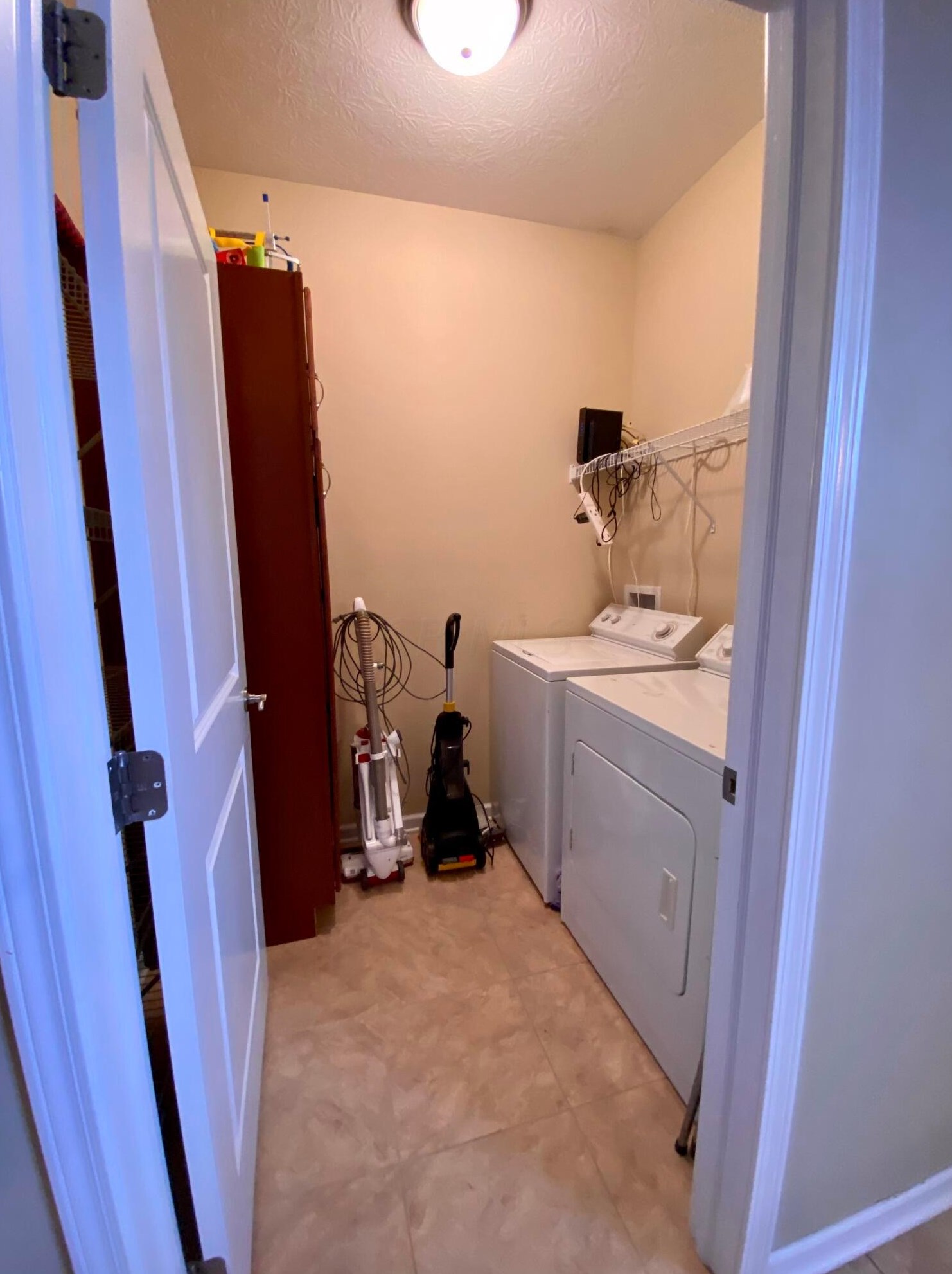 149 20 St, Columbus OH 43203-1504 exterior