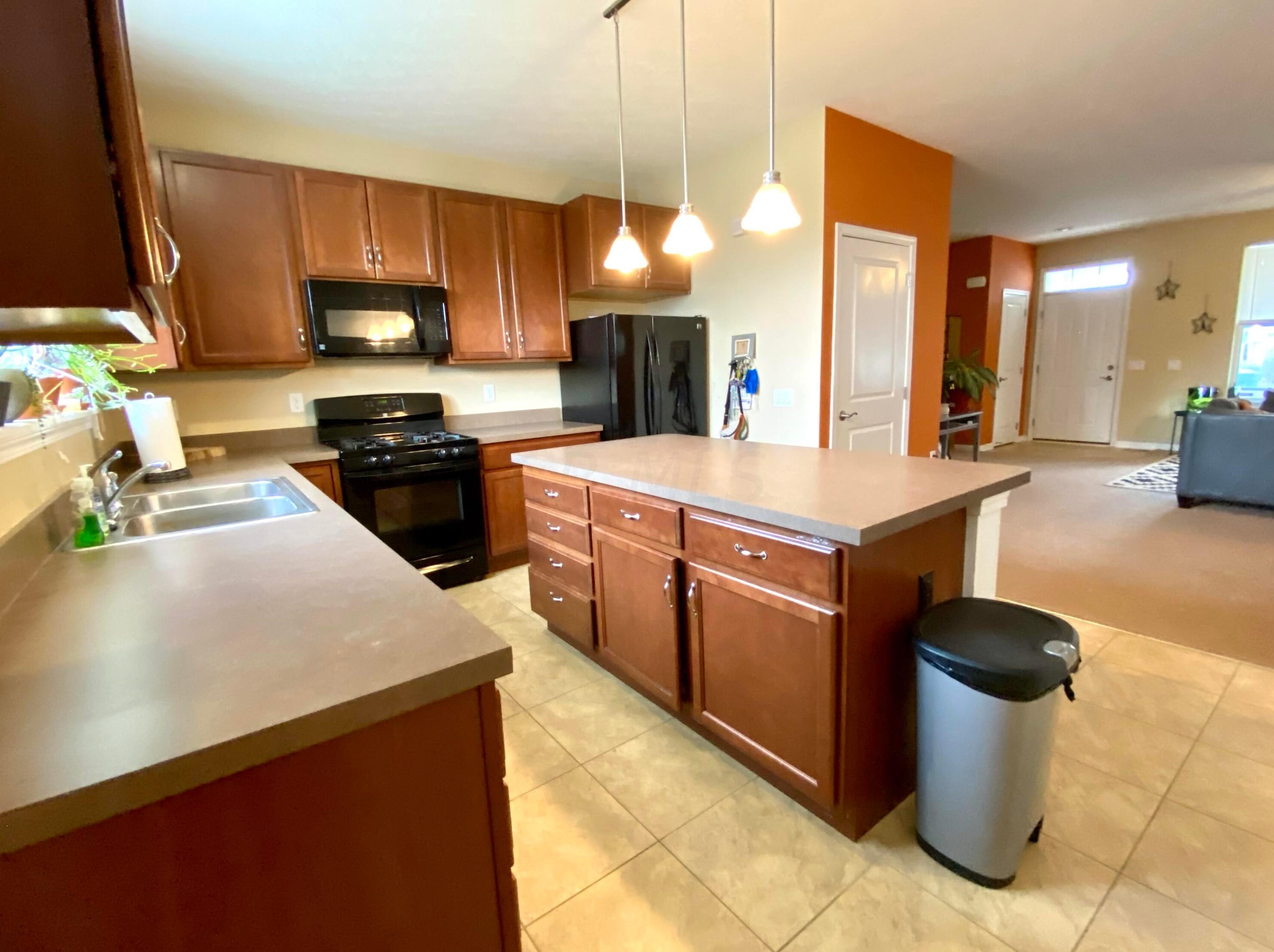 149 20 St, Columbus OH 43203-1504 exterior