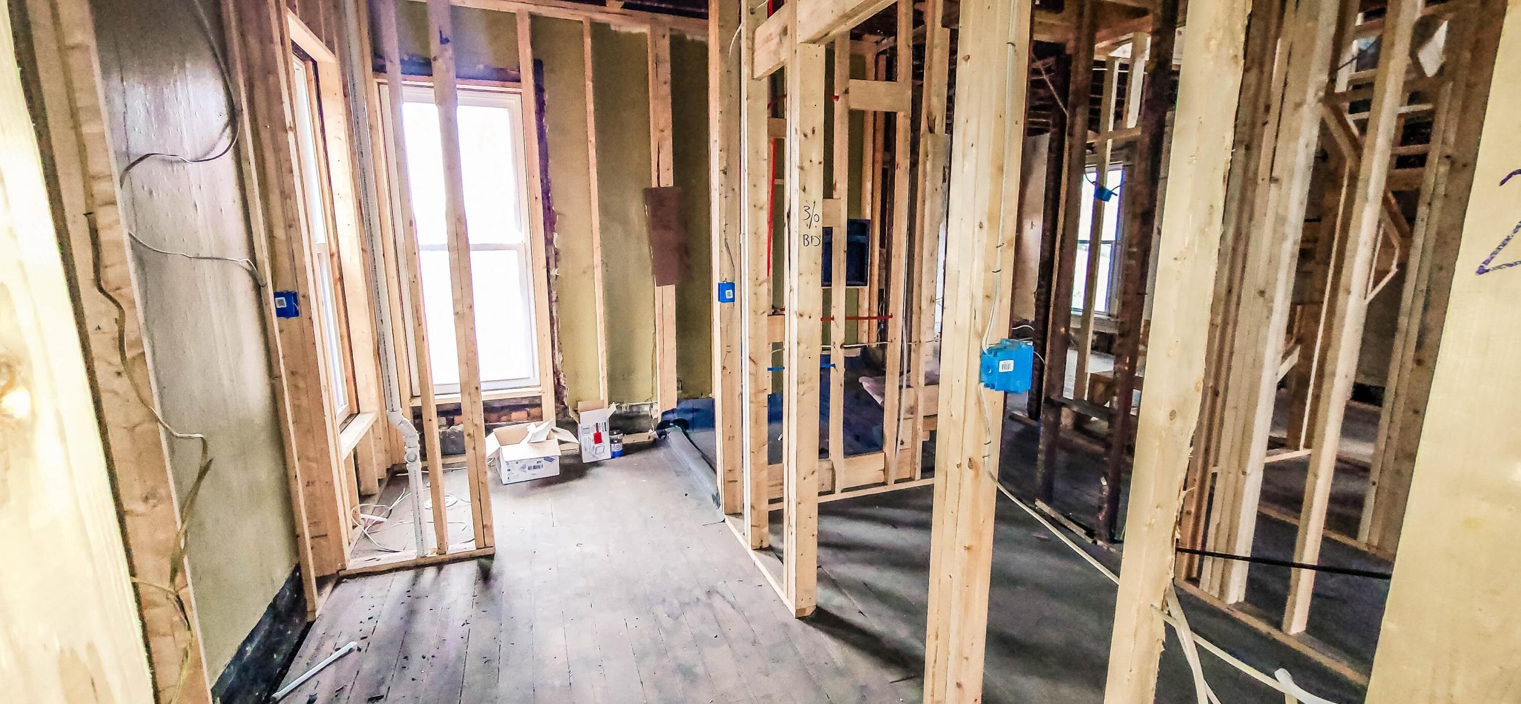 1271 Long St, Columbus OH 43203-2097 exterior