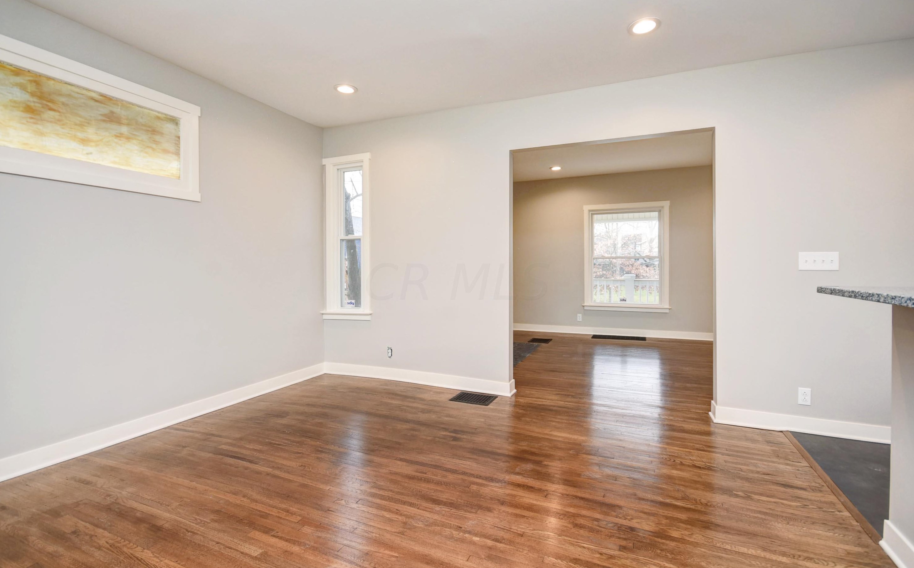 948 Lockbourne Rd, Columbus OH 43206-1625 exterior