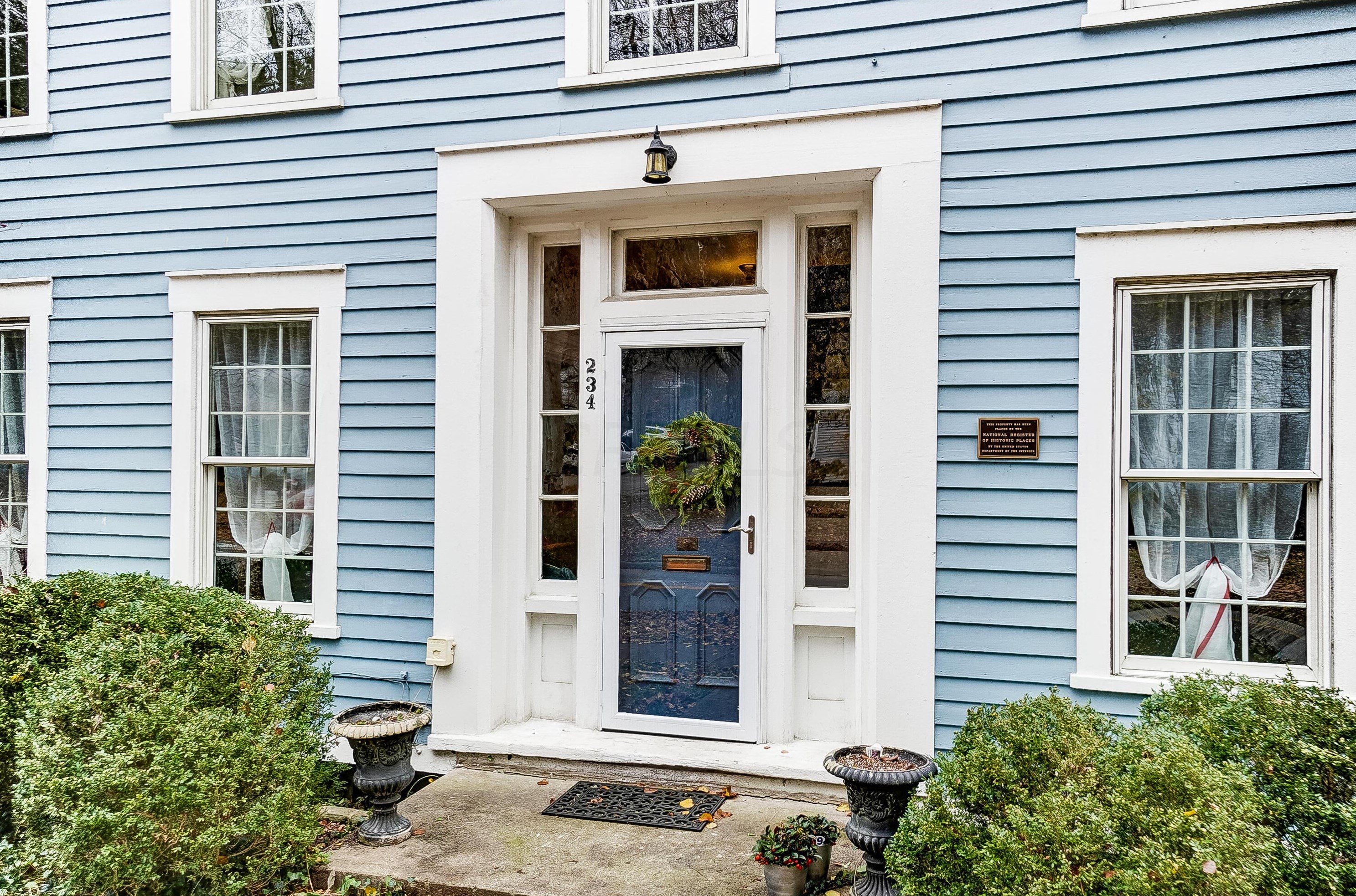 234 Pearl St, Granville, OH 43023-1333