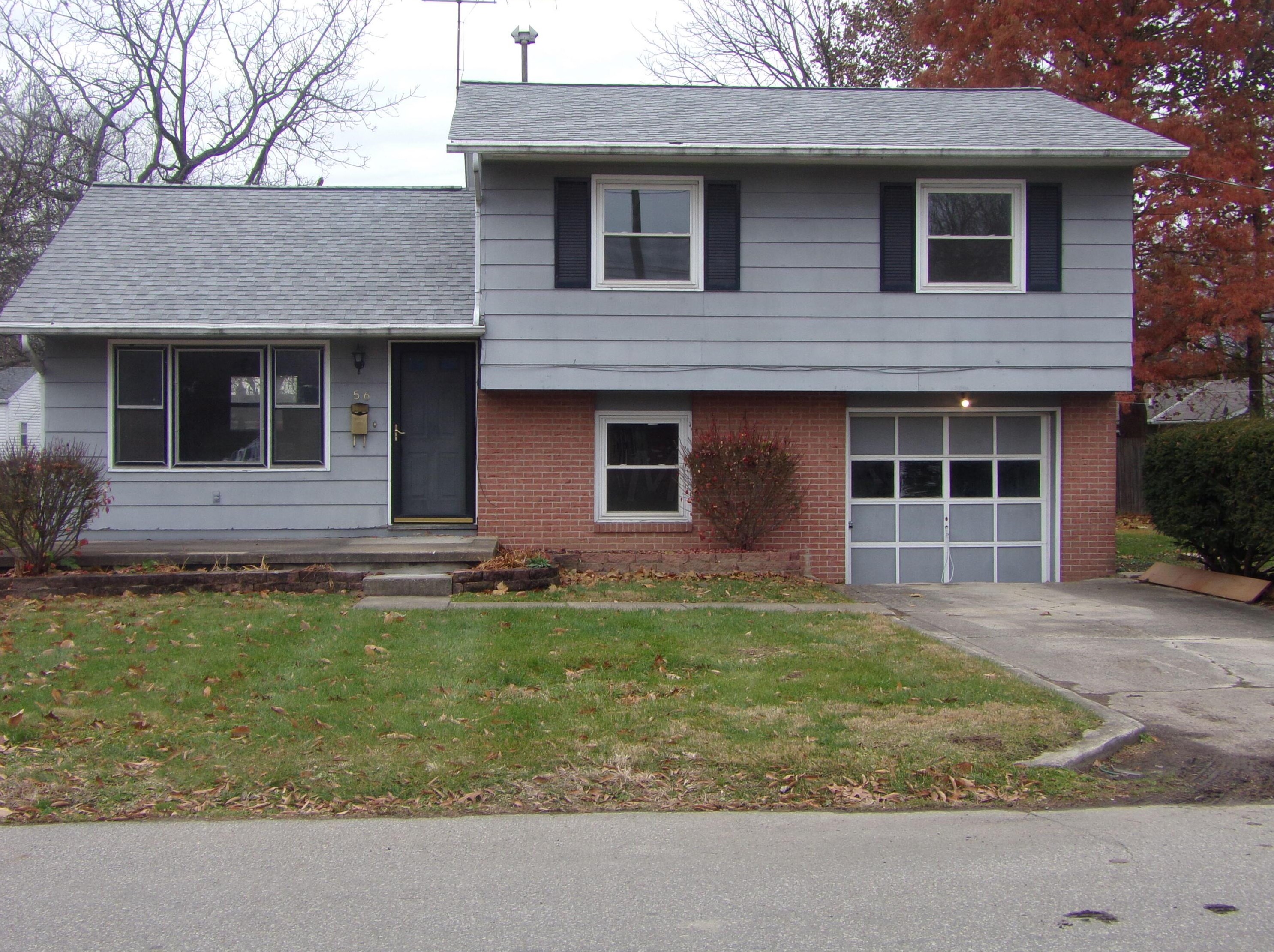 56 Neil St, Delaware, OH 43015-2512