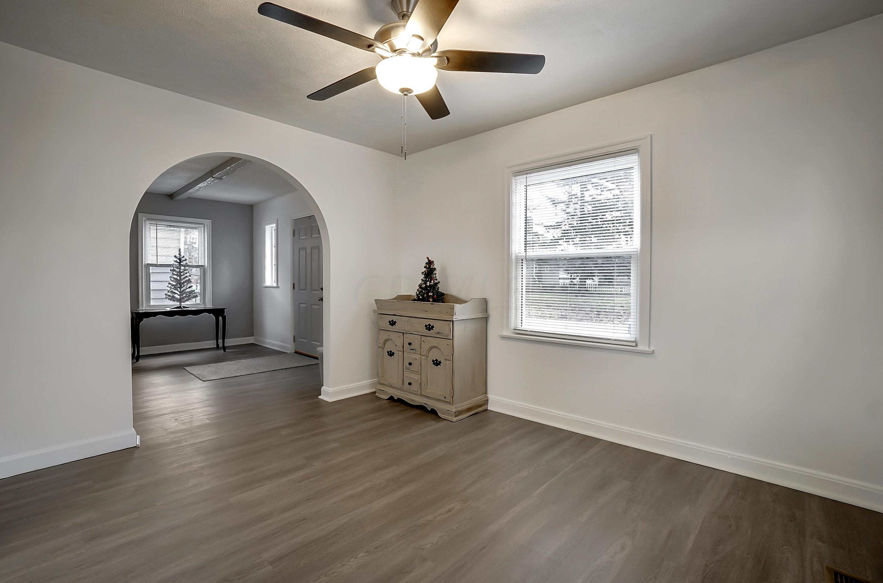 312 Brinker Ave, Columbus OH 43204-2036 exterior