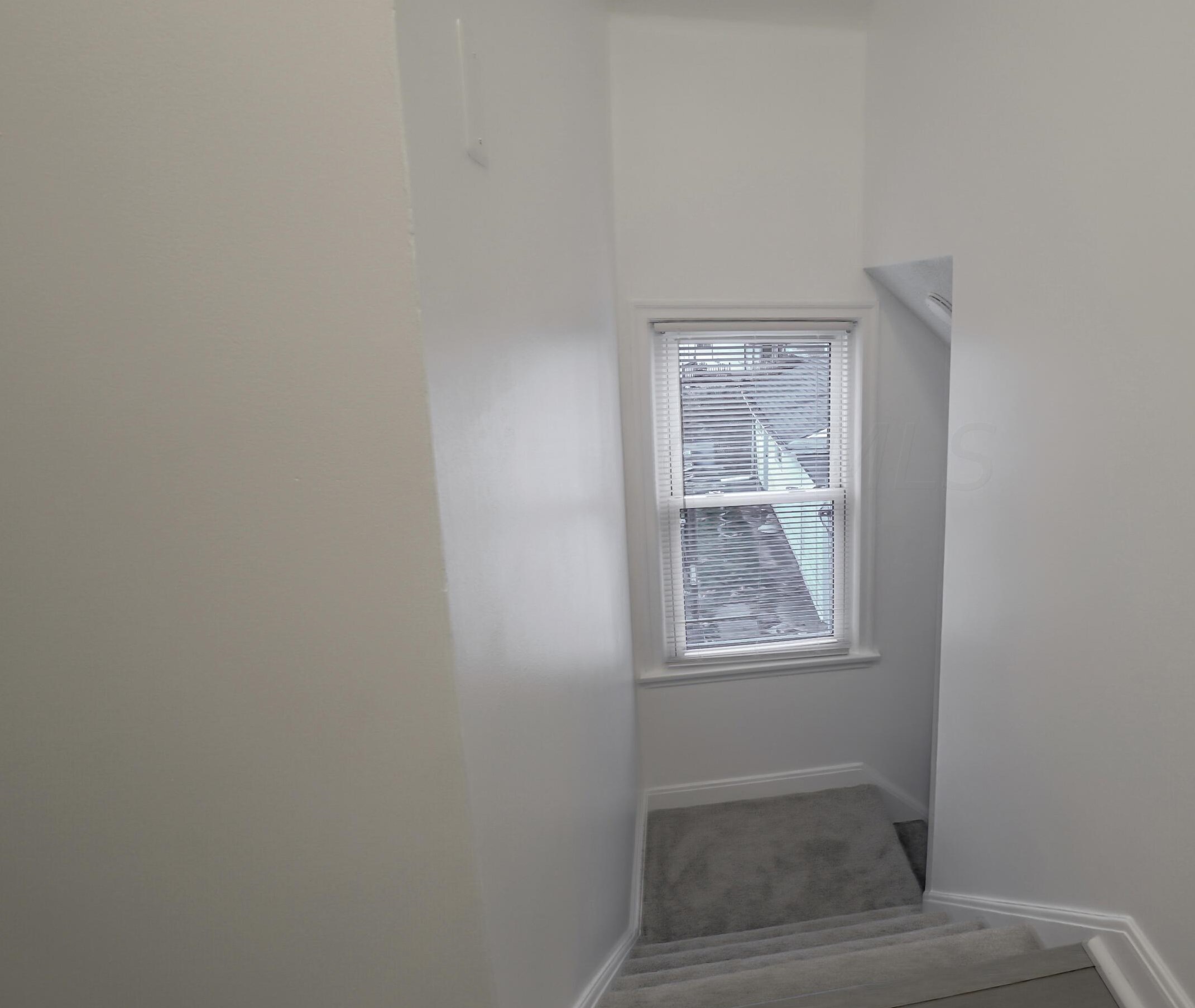 312 Brinker Ave, Columbus OH 43204-2036 exterior