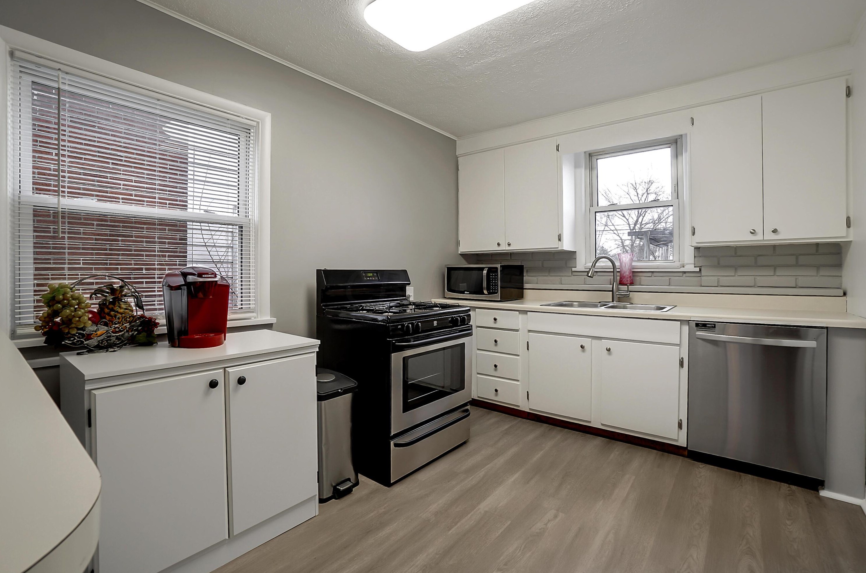 312 Brinker Ave, Columbus OH 43204-2036 exterior