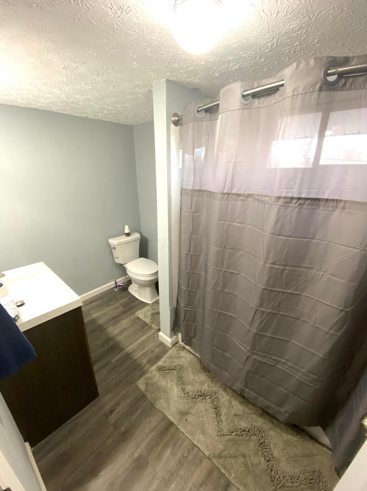 147 Nashoba Ave, Columbus OH 43223-1215 exterior