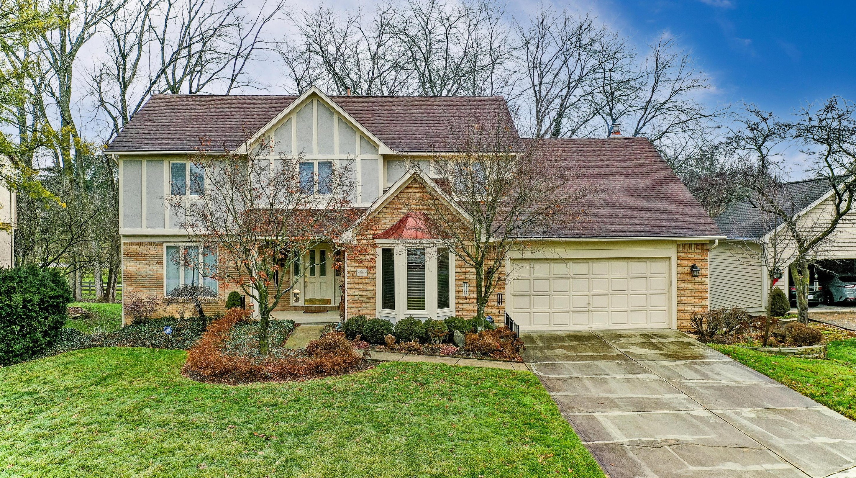 5682 Whitecraigs Ct, Dublin, OH 43017-9627