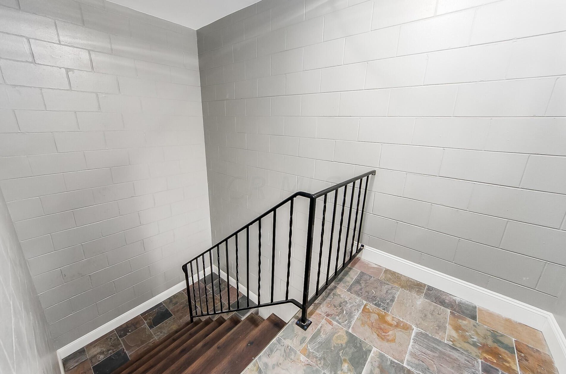 199 5th Ave, Columbus OH  43201-5206 exterior