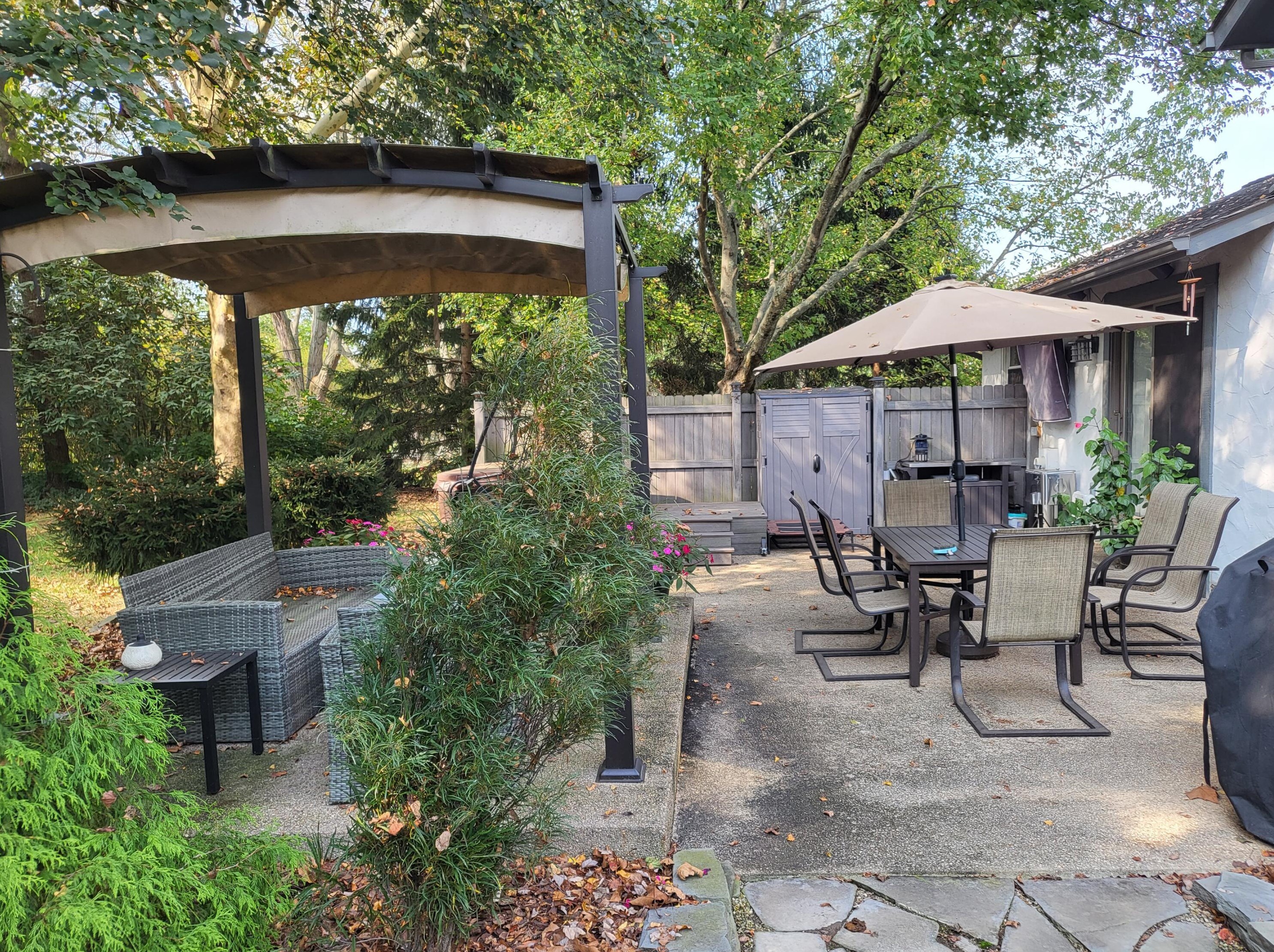 821 Riva Ridge Blvd, Columbus, OH 43230-1803