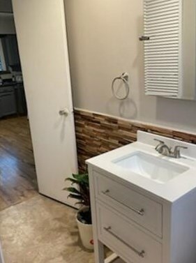 1467 Coronet Dr, Columbus OH 43224-2828 exterior