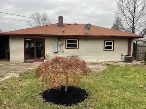 1467 Coronet Dr, Columbus, OH 43224-2822