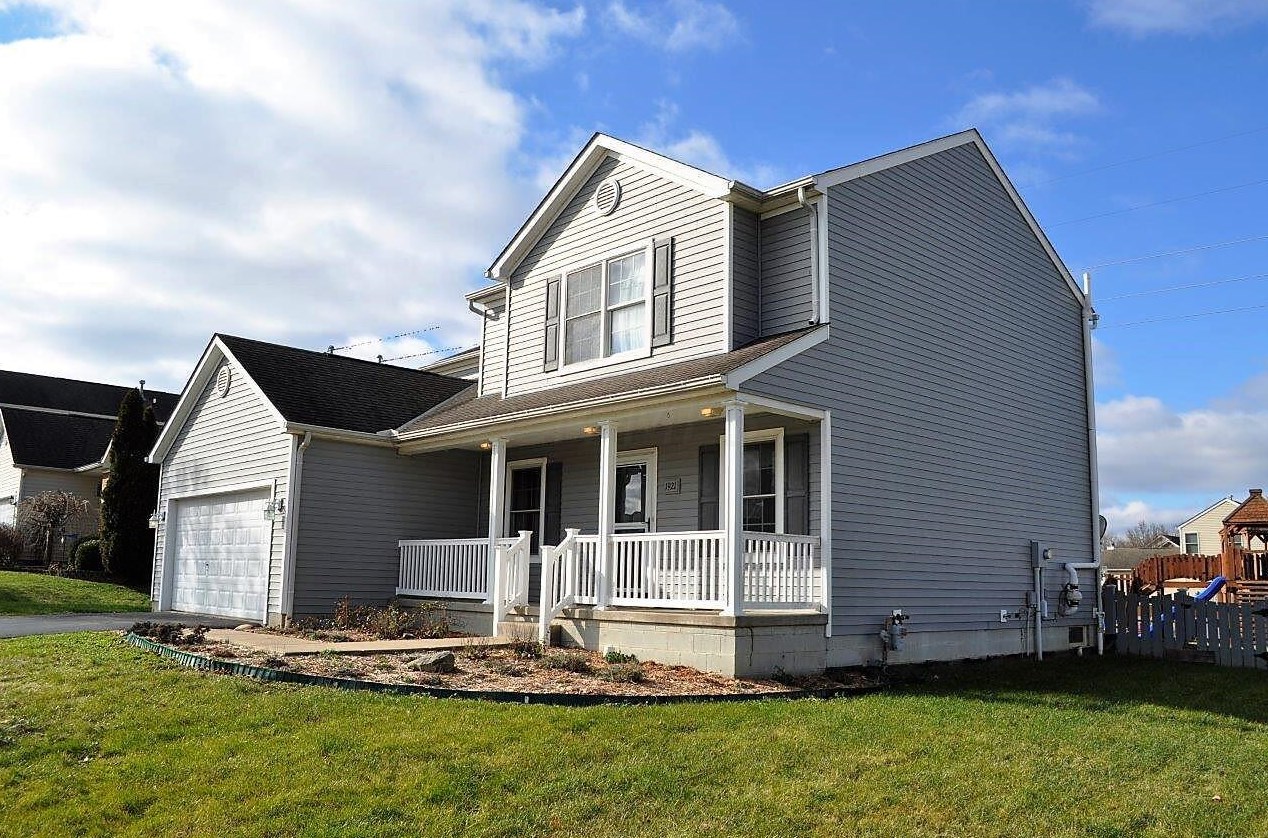 1921 Salt Lick Dr, Lancaster, OH 43130-8077