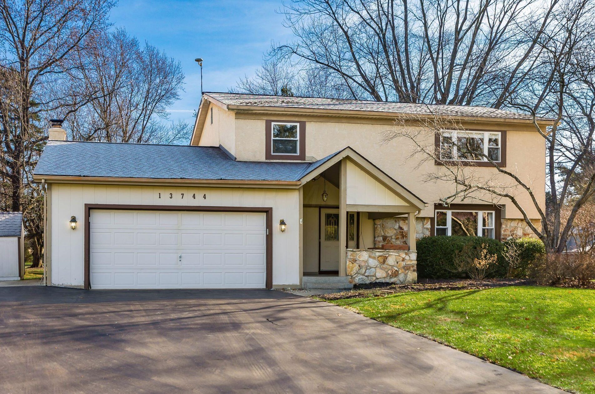 13744 Stonehenge Cir, Pickerington, OH 43147-9723