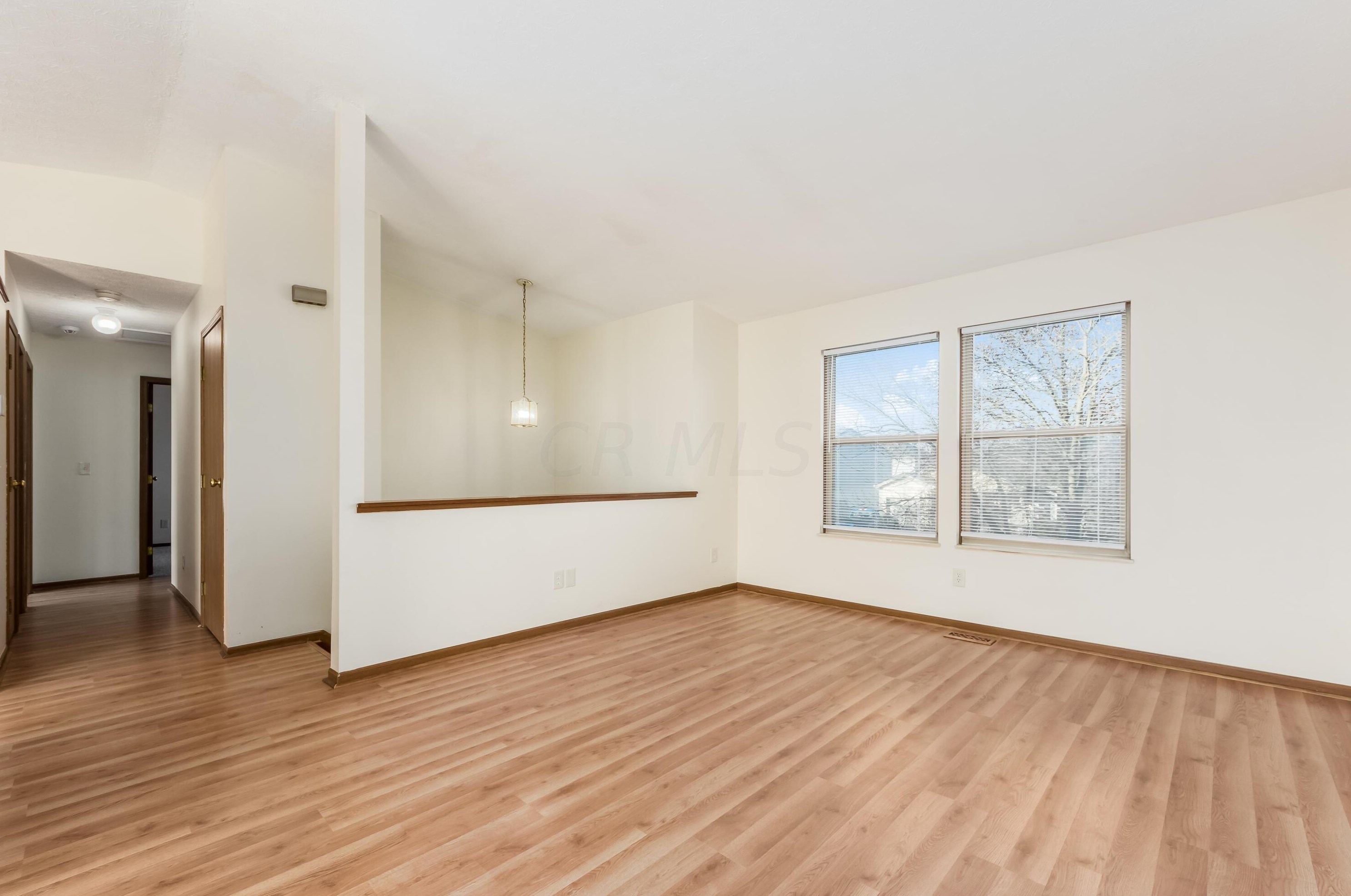 1308 Pinnacle Dr, Columbus OH 43204-1776 exterior