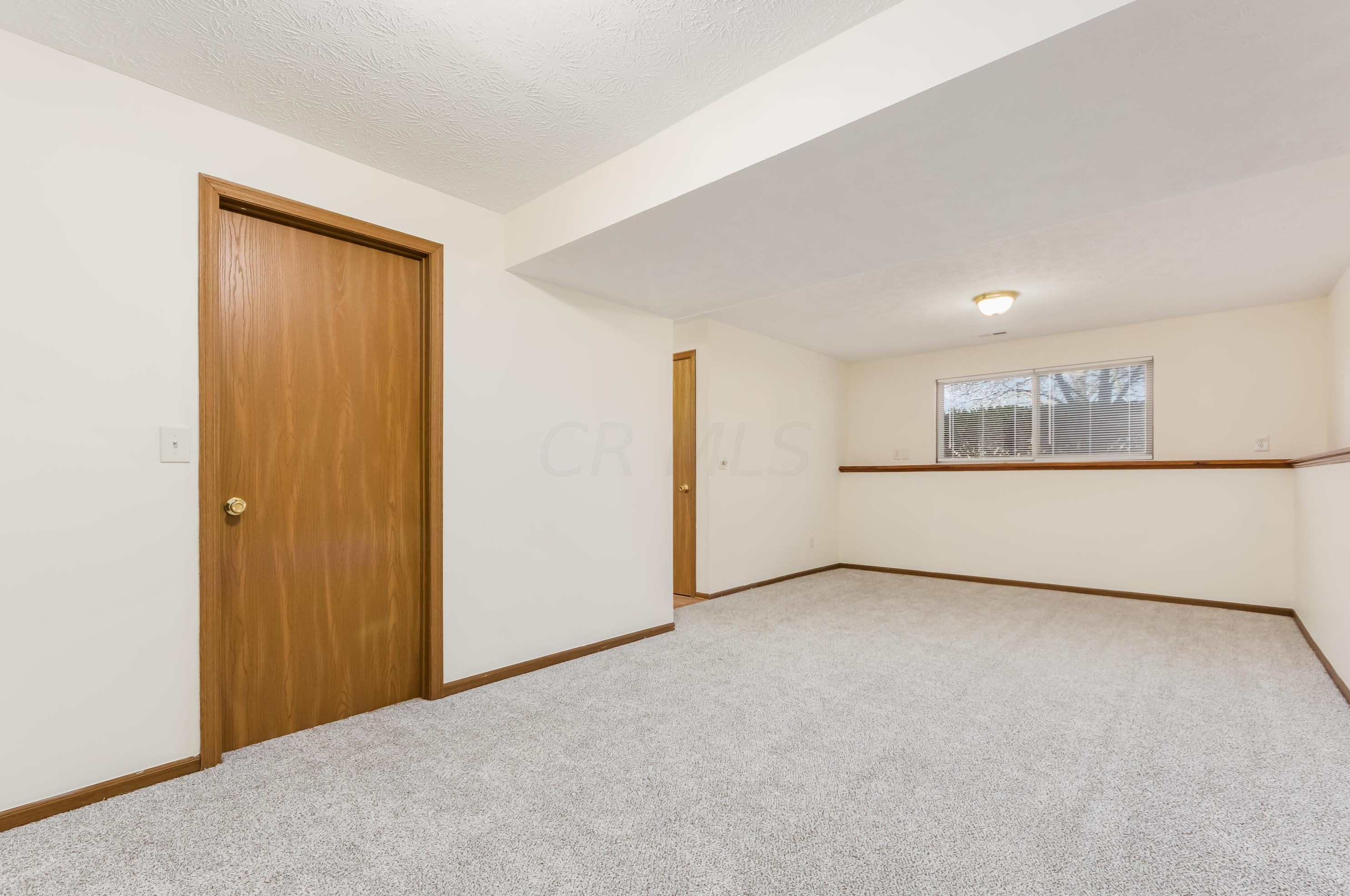 1308 Pinnacle Dr, Columbus OH 43204-1776 exterior